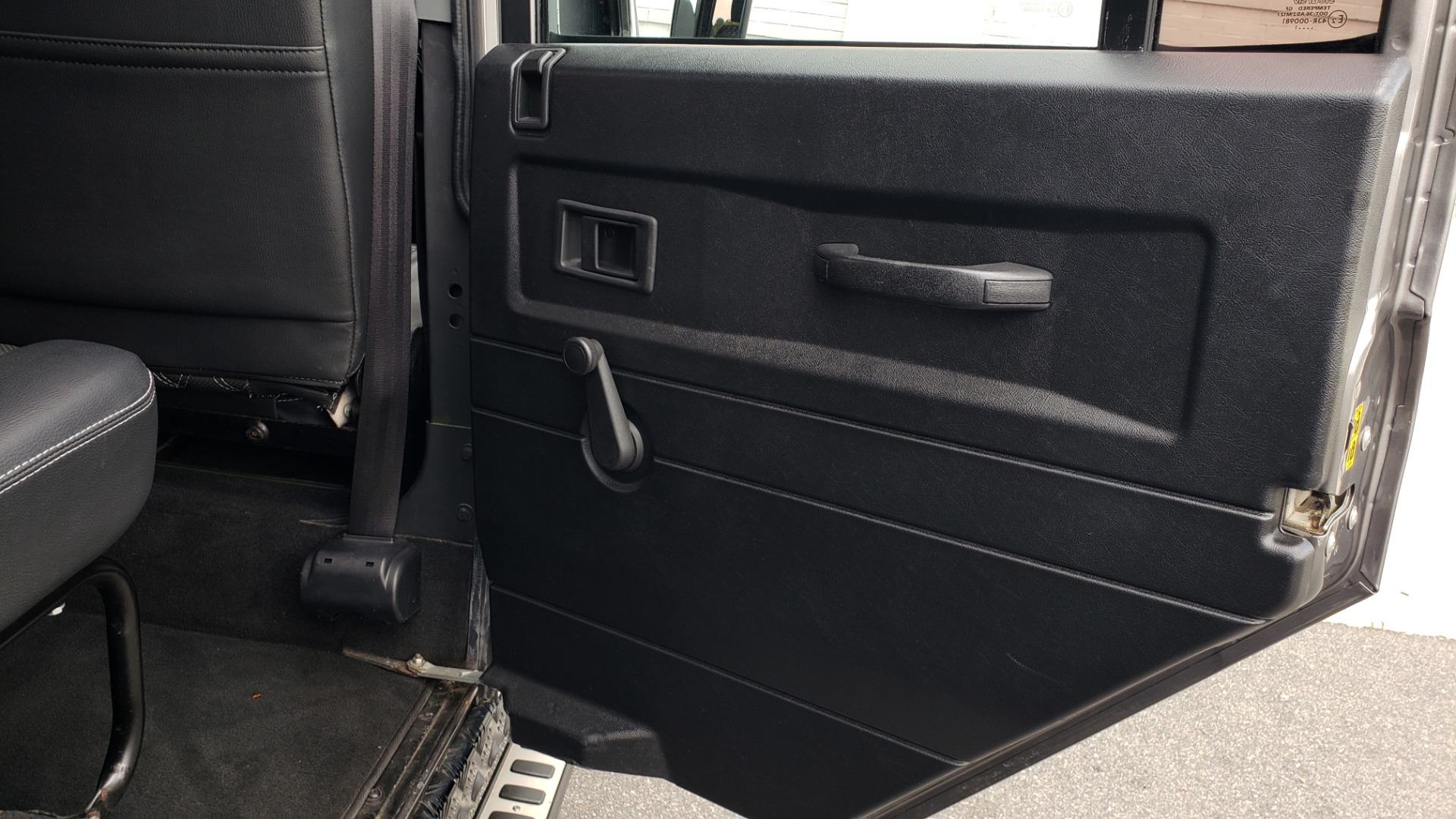 Used 1988 Land Rover DEFENDER 110 CUSTOM 4X4 / LS V8 / PUSH BUTTON AUTO / LEATHER / ROOF RACK for sale Sold at Formula Imports in Charlotte NC 28227 73