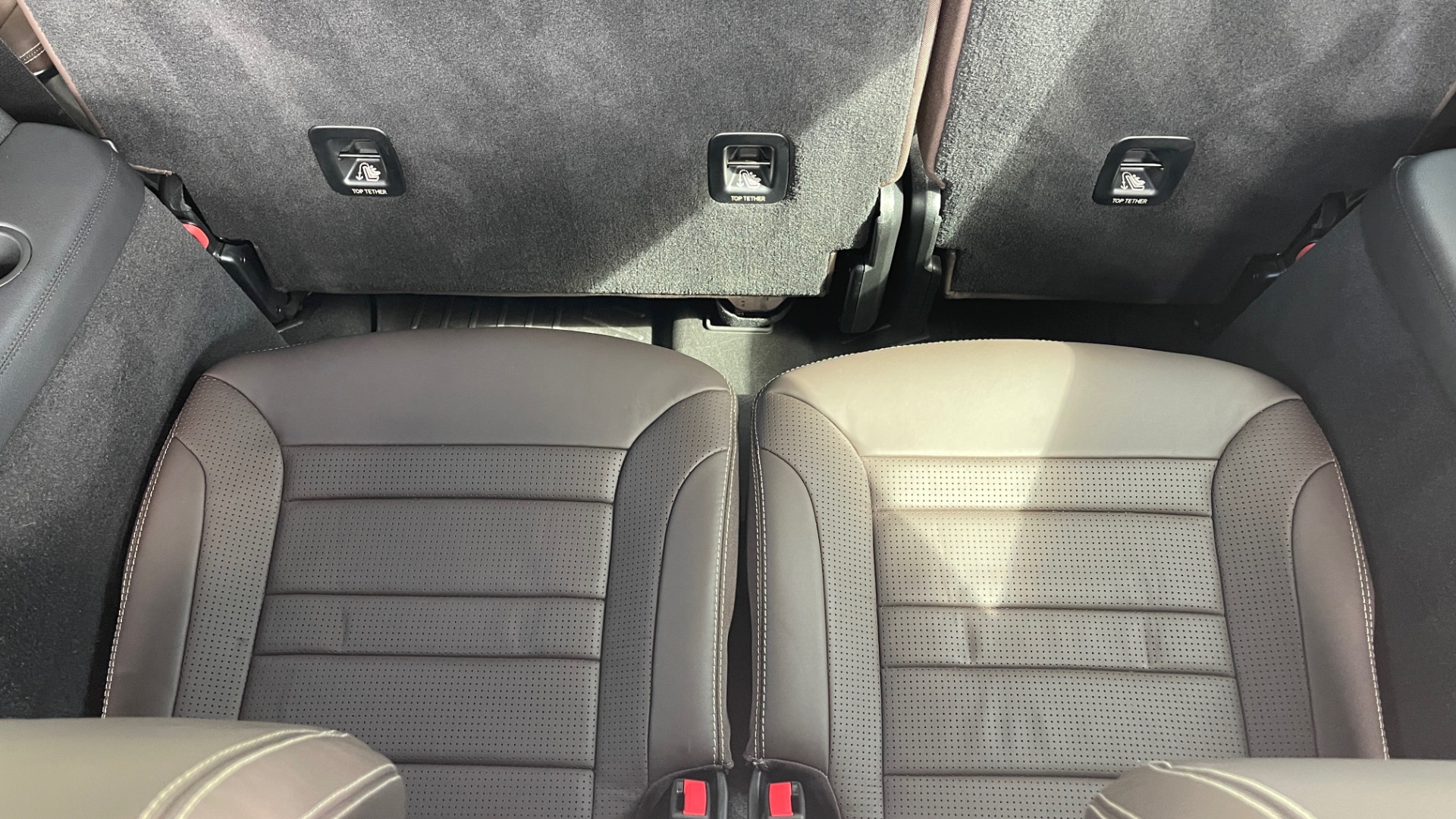 Used 2017 Mercedes-Benz GLS 63 AMG 4MATIC / AMG NIGHT SYLE / NAV / SUNROOF / REARVIEW / 3-ROW for sale Sold at Formula Imports in Charlotte NC 28227 32