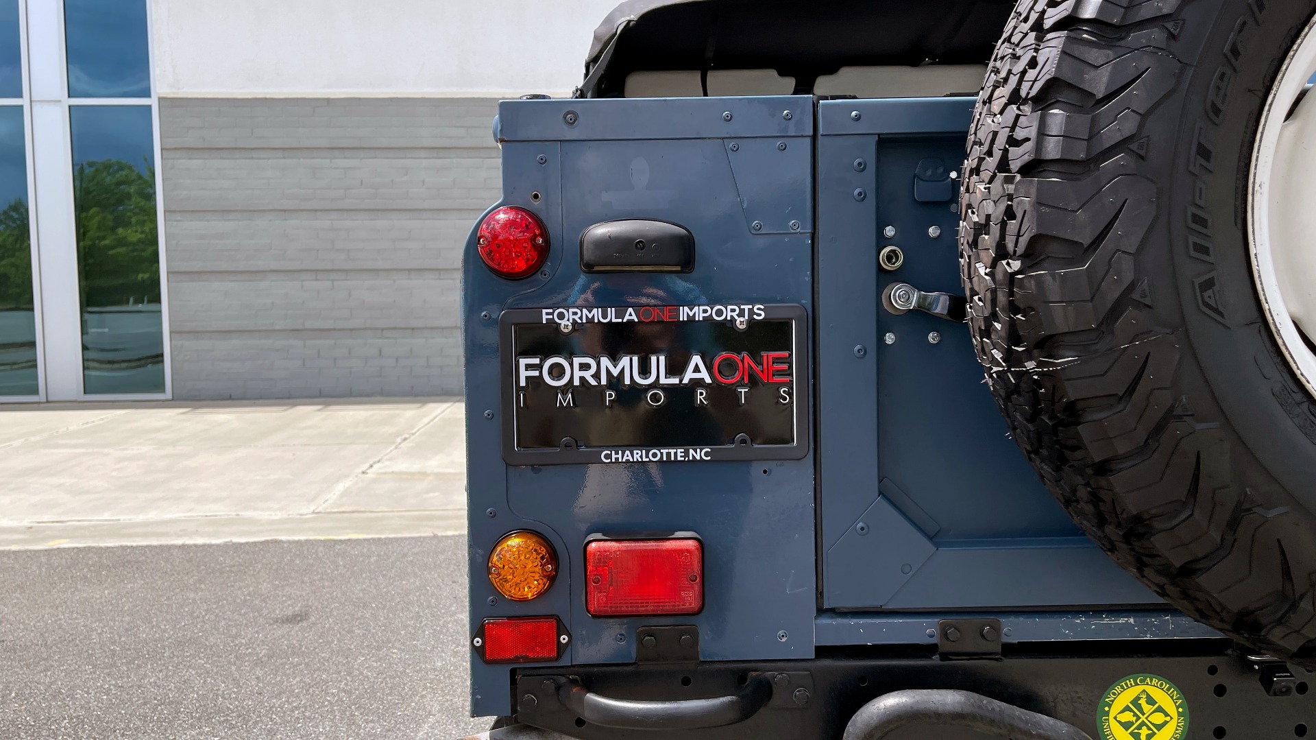 Used 1992 Land Rover DEFENDER 110 SOFT-TOP 4X4 / TURBO DIESEL / MANUAL / NEW SEATS, TOP AND TIRES for sale Call for price at Formula Imports in Charlotte NC 28227 26
