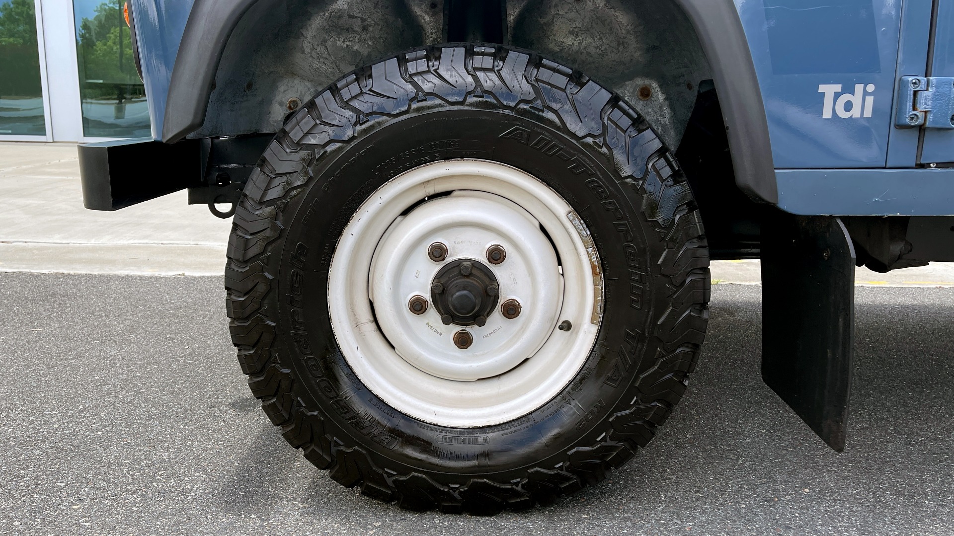 Used 1992 Land Rover DEFENDER 110 SOFT-TOP 4X4 / TURBO DIESEL / MANUAL / NEW SEATS, TOP AND TIRES for sale Sold at Formula Imports in Charlotte NC 28227 69