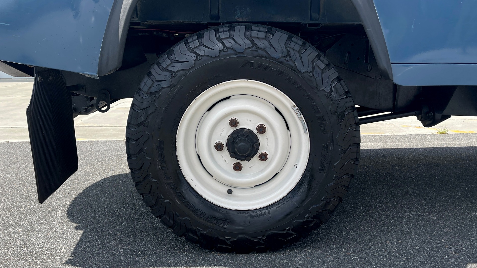 Used 1992 Land Rover DEFENDER 110 SOFT-TOP 4X4 / TURBO DIESEL / MANUAL / NEW SEATS, TOP AND TIRES for sale Sold at Formula Imports in Charlotte NC 28227 71