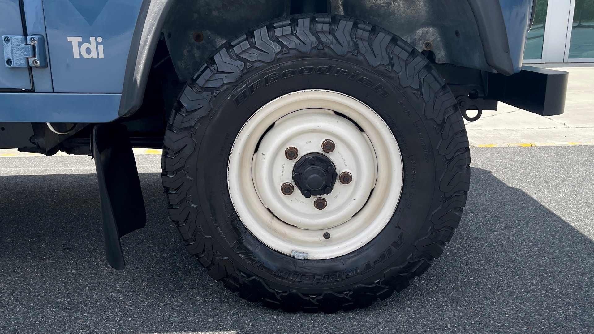 Used 1992 Land Rover DEFENDER 110 SOFT-TOP 4X4 / TURBO DIESEL / MANUAL / NEW SEATS, TOP AND TIRES for sale Sold at Formula Imports in Charlotte NC 28227 72