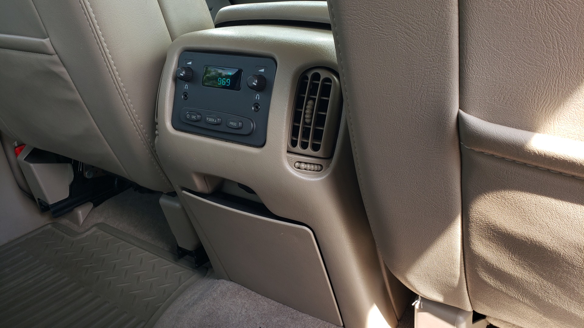 Used 2005 GMC SIERRA 2500HD SLT 4X4 / 6.6L DURAMAX / 5-SPD ALLISON / HEATED SEATS / LEATHER for sale Sold at Formula Imports in Charlotte NC 28227 78