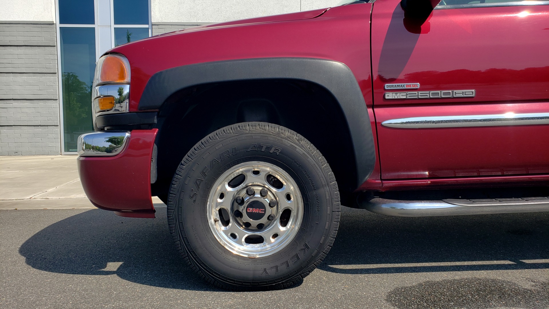 Used 2005 GMC SIERRA 2500HD SLT 4X4 / 6.6L DURAMAX / 5-SPD ALLISON / HEATED SEATS / LEATHER for sale Sold at Formula Imports in Charlotte NC 28227 81