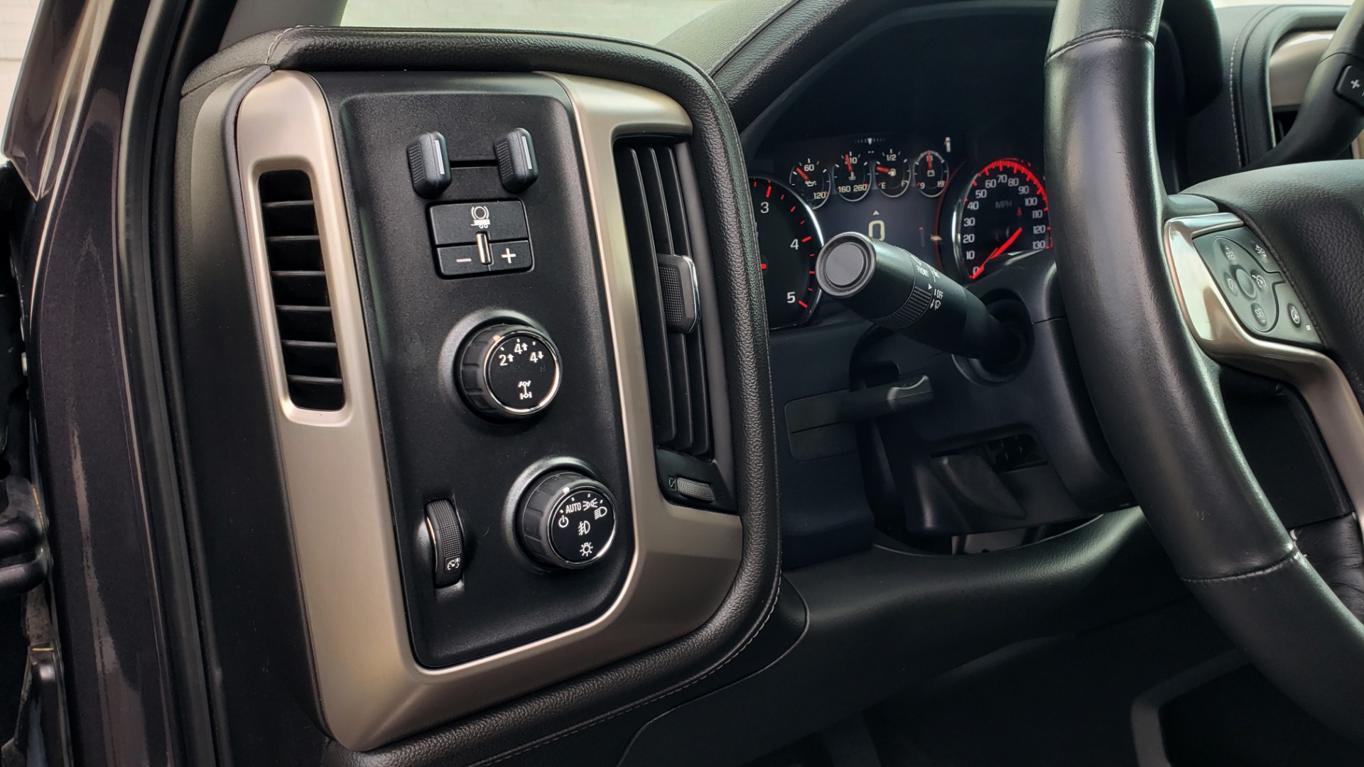 Used 2015 GMC SIERRA 2500HD DENALI / WIFI / NAV / DURAMAX PLUS / DRVR ALERT / SUNROOF / REARVIEW for sale Sold at Formula Imports in Charlotte NC 28227 33