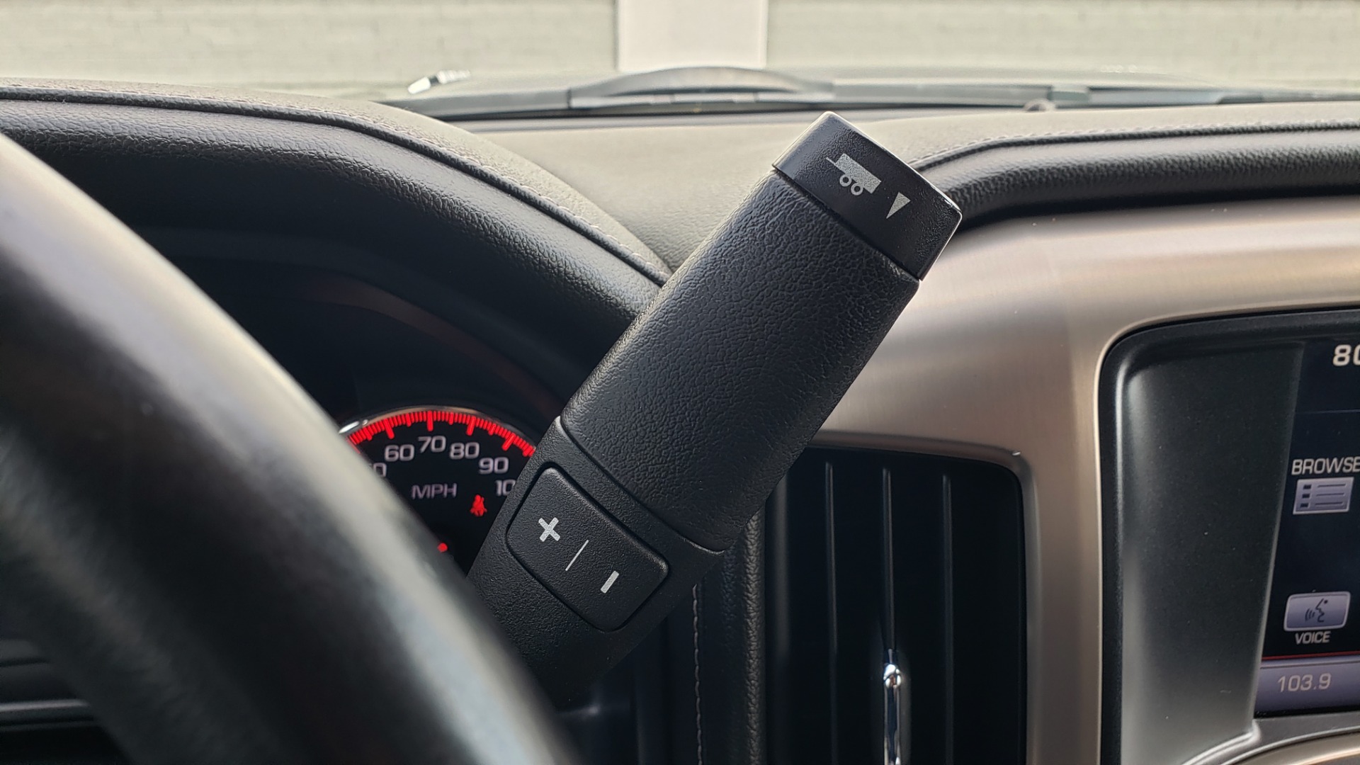 Used 2015 GMC SIERRA 2500HD DENALI / WIFI / NAV / DURAMAX PLUS / DRVR ALERT / SUNROOF / REARVIEW for sale Sold at Formula Imports in Charlotte NC 28227 37