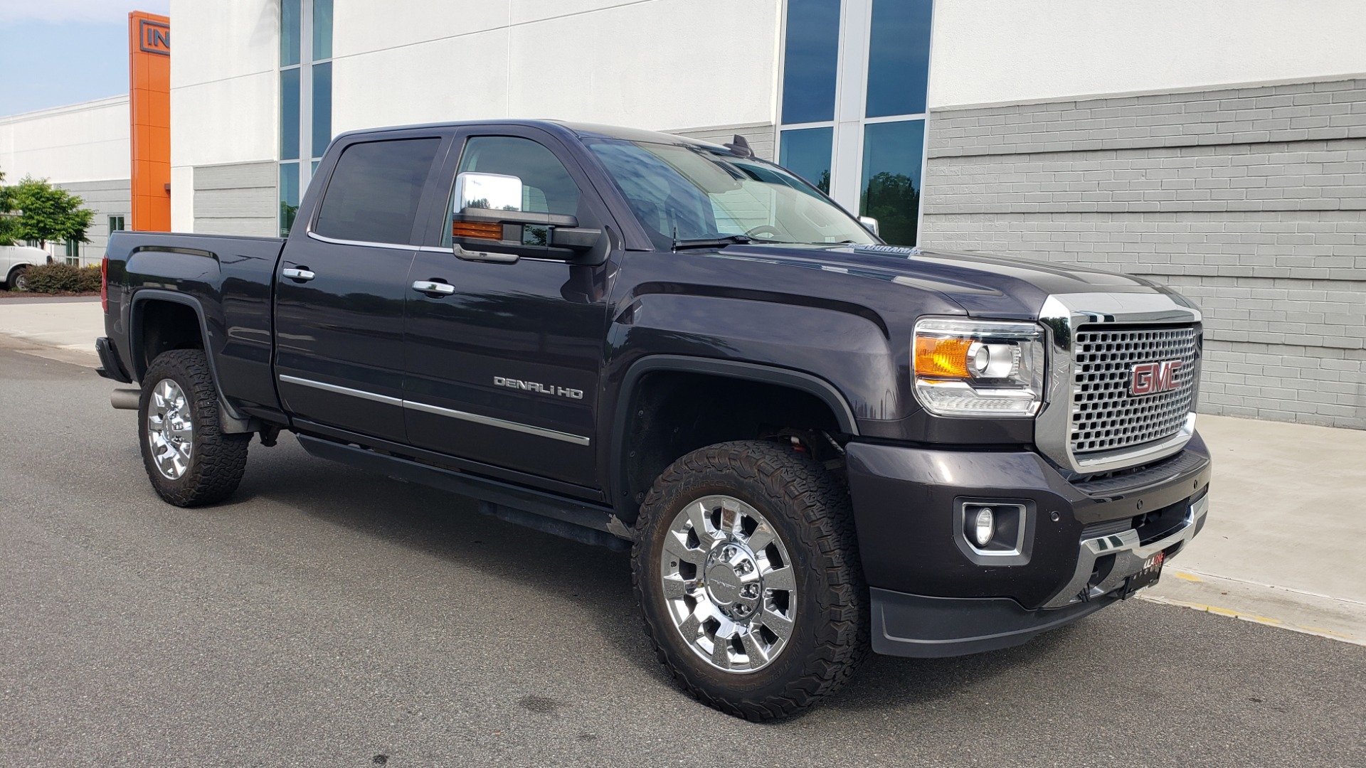 Used 2015 GMC SIERRA 2500HD DENALI / WIFI / NAV / DURAMAX PLUS / DRVR ALERT / SUNROOF / REARVIEW for sale Sold at Formula Imports in Charlotte NC 28227 5