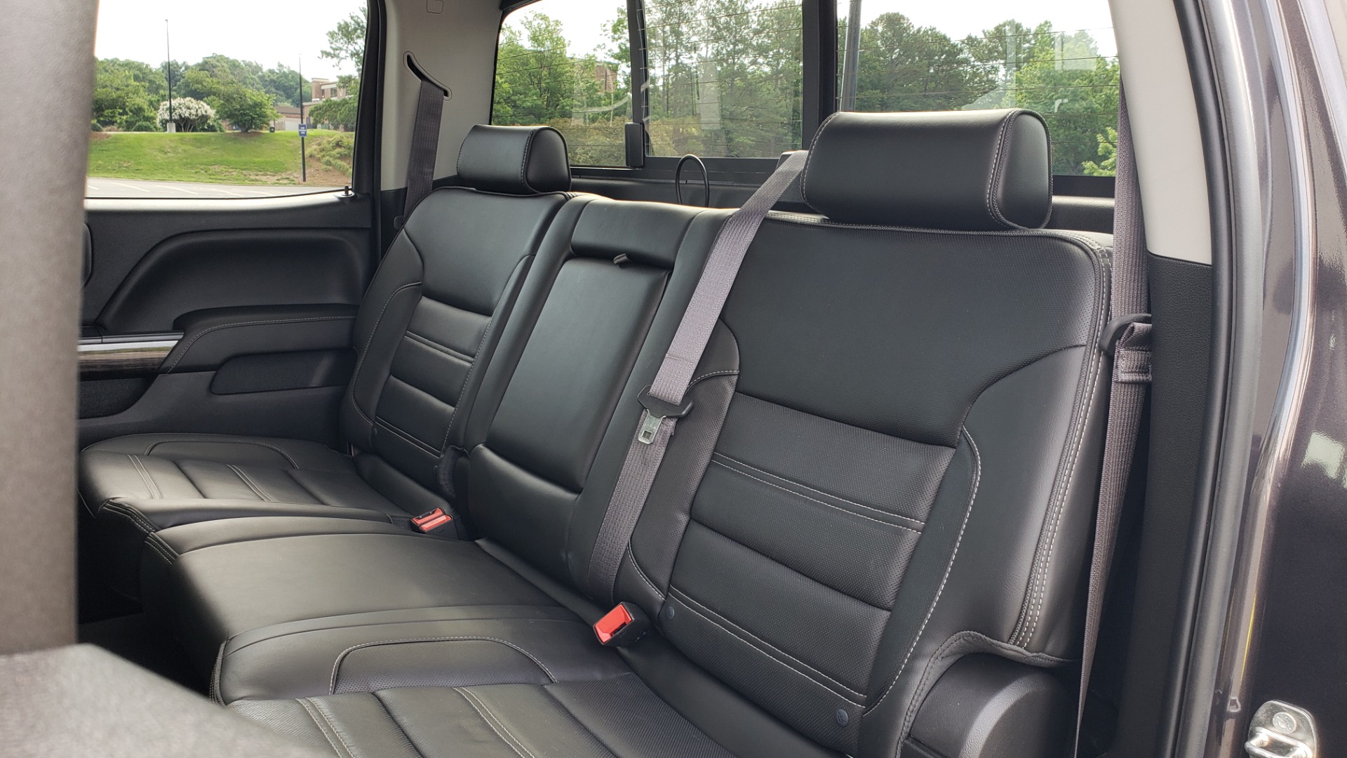 Used 2015 GMC SIERRA 2500HD DENALI / WIFI / NAV / DURAMAX PLUS / DRVR ALERT / SUNROOF / REARVIEW for sale Sold at Formula Imports in Charlotte NC 28227 56