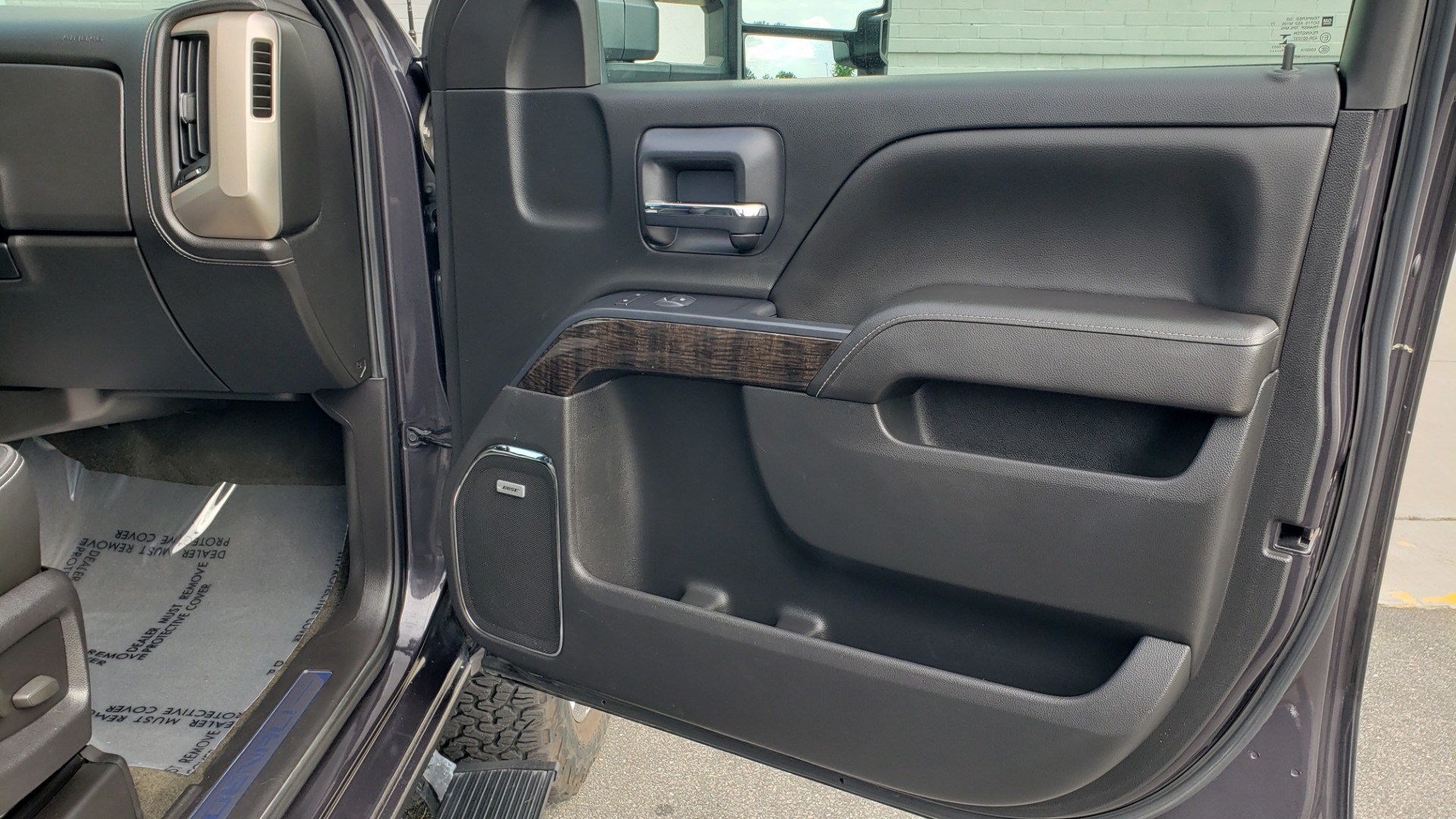 Used 2015 GMC SIERRA 2500HD DENALI / WIFI / NAV / DURAMAX PLUS / DRVR ALERT / SUNROOF / REARVIEW for sale Sold at Formula Imports in Charlotte NC 28227 60