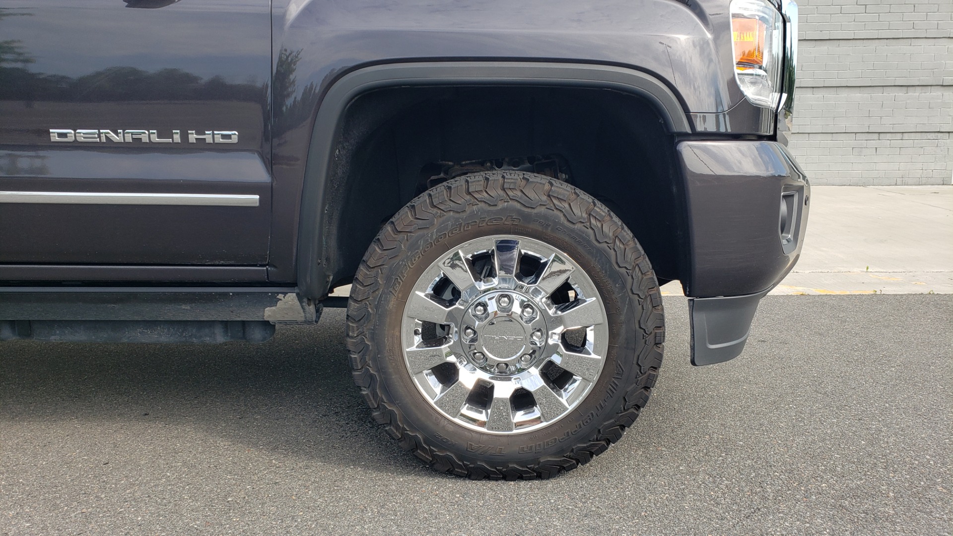 Used 2015 GMC SIERRA 2500HD DENALI / WIFI / NAV / DURAMAX PLUS / DRVR ALERT / SUNROOF / REARVIEW for sale Sold at Formula Imports in Charlotte NC 28227 77