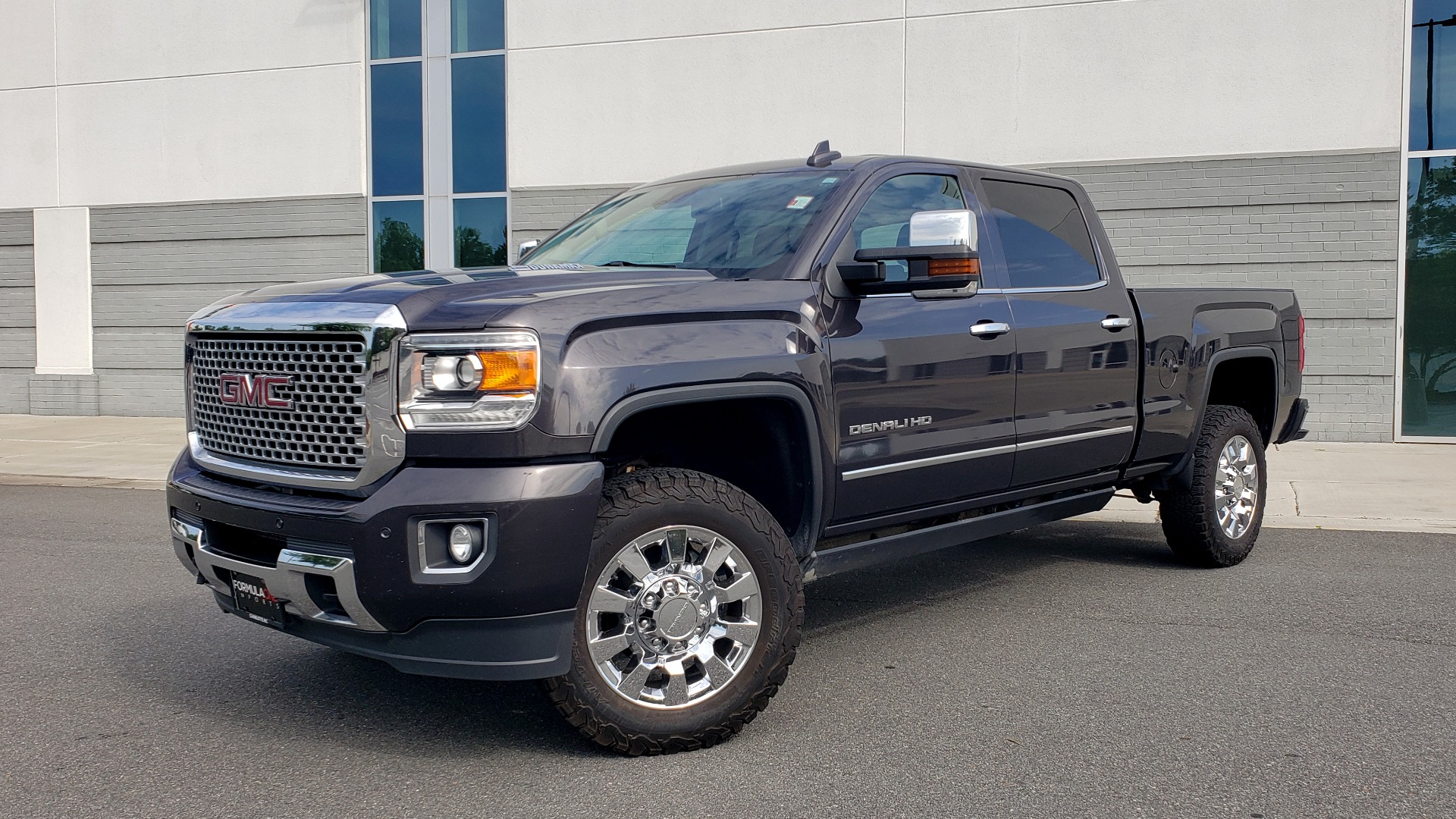 Used 2015 GMC SIERRA 2500HD DENALI / WIFI / NAV / DURAMAX PLUS / DRVR ALERT / SUNROOF / REARVIEW for sale Sold at Formula Imports in Charlotte NC 28227 1