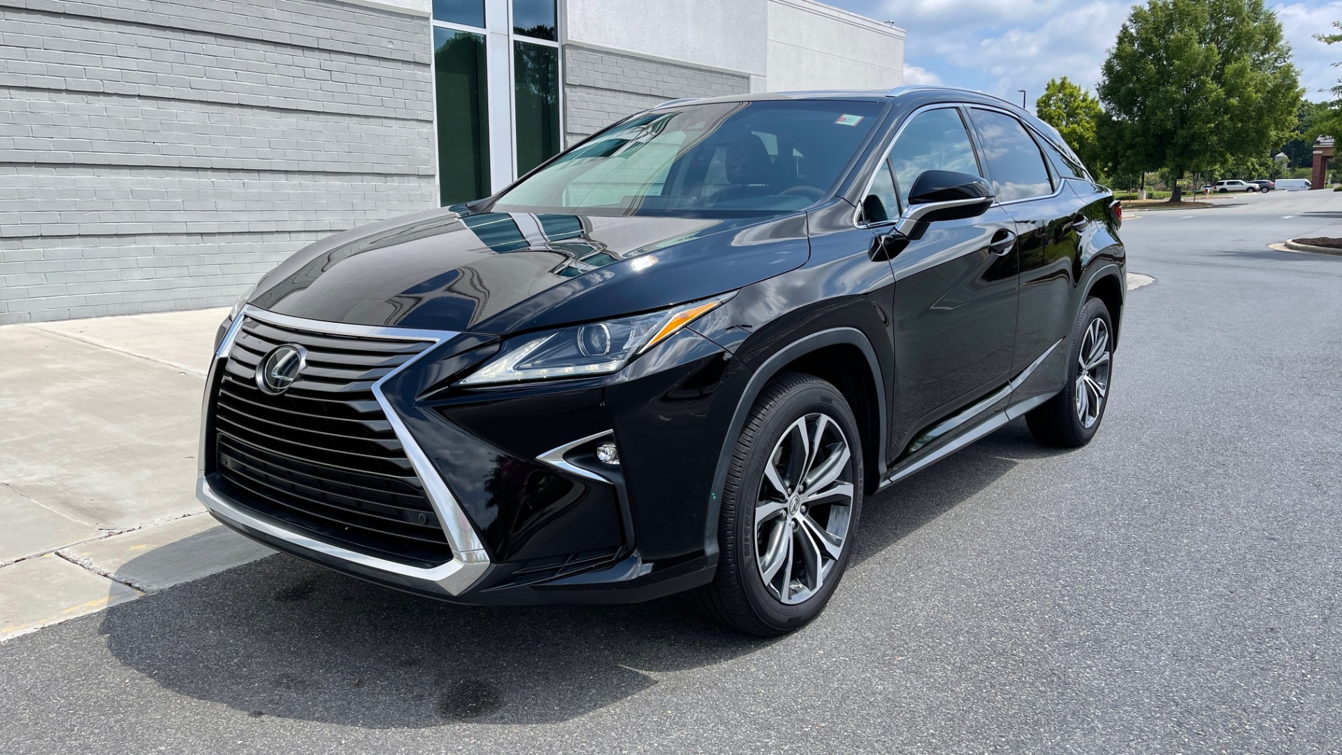 Used 2016 Lexus RX 350 PREMIUM / NAV / SUNROOF / BSM / PARK ASST / REARVIEW for sale Sold at Formula Imports in Charlotte NC 28227 3