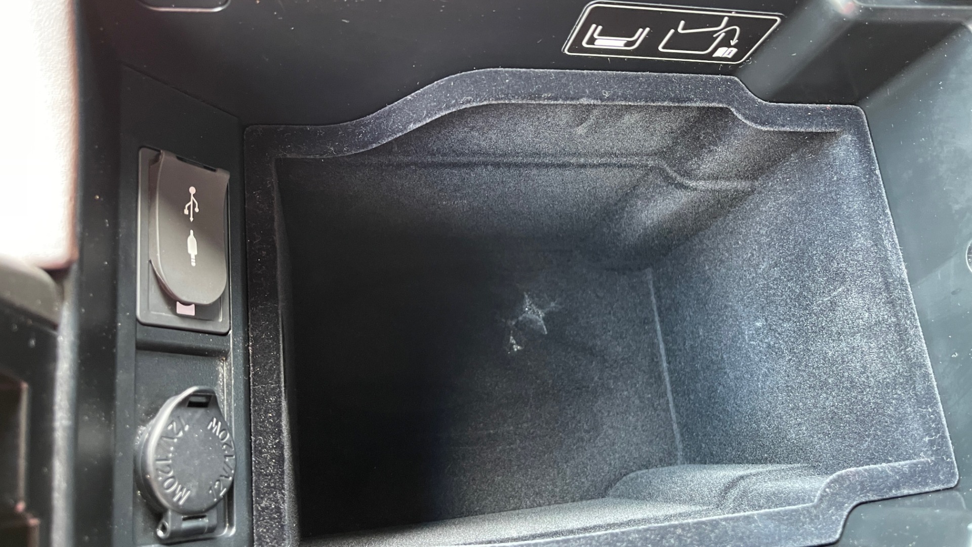 Used 2016 Lexus RX 350 PREMIUM / NAV / SUNROOF / BSM / PARK ASST / REARVIEW for sale Sold at Formula Imports in Charlotte NC 28227 41