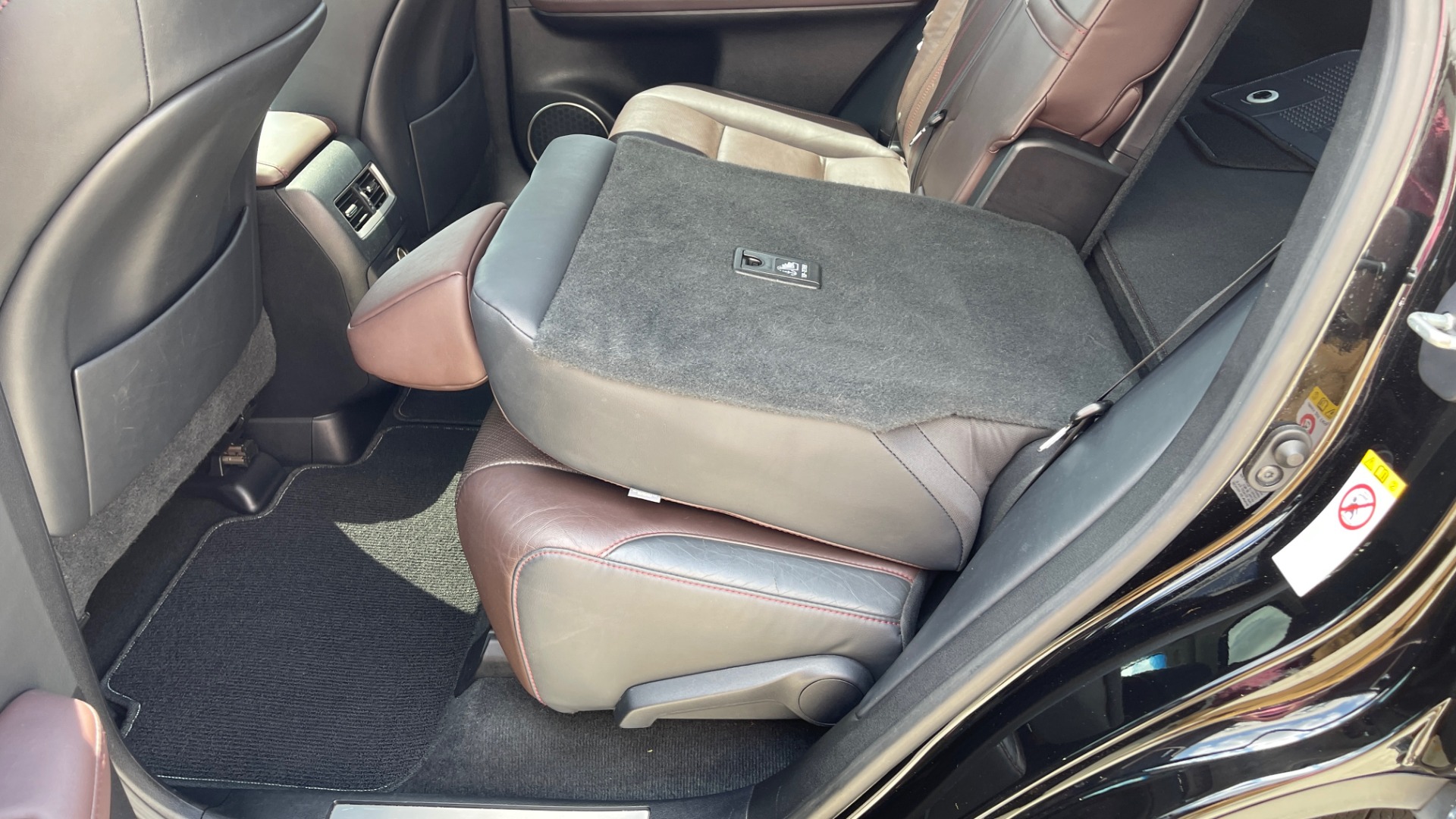 Used 2016 Lexus RX 350 PREMIUM / NAV / SUNROOF / BSM / PARK ASST / REARVIEW for sale Sold at Formula Imports in Charlotte NC 28227 57