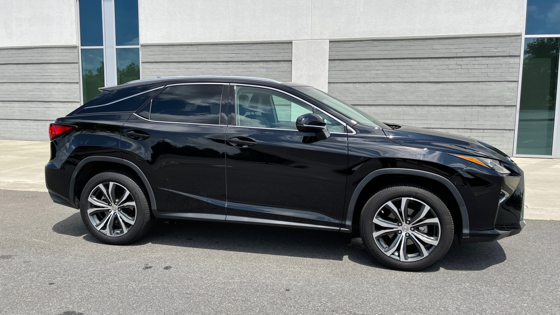 Used 2016 Lexus RX 350 PREMIUM / NAV / SUNROOF / BSM / PARK ASST / REARVIEW for sale Sold at Formula Imports in Charlotte NC 28227 7
