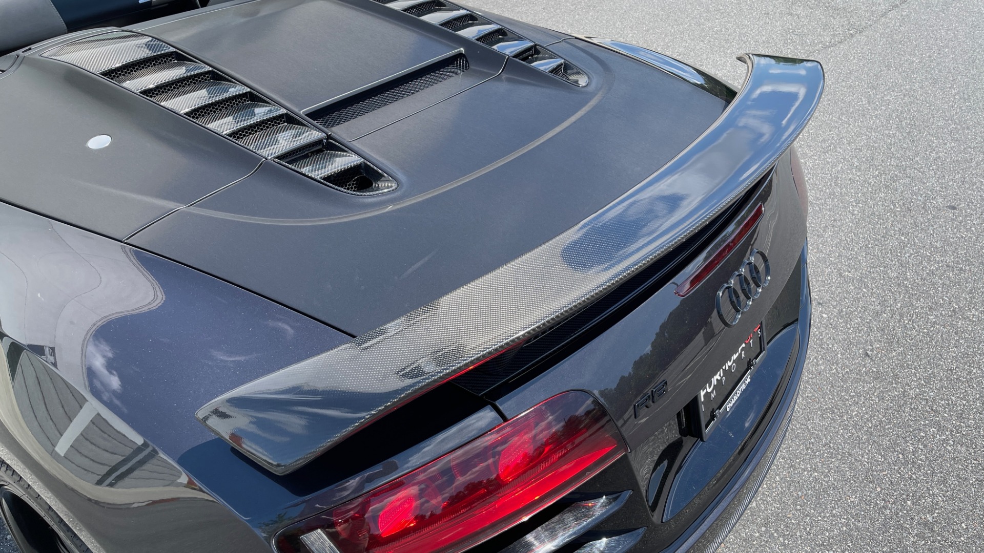 Used 2011 Audi R8 5.2L V10 SPYDER / QUATTRO / CARBON FIBER PKG / CUSTOM WHEELS for sale Sold at Formula Imports in Charlotte NC 28227 19