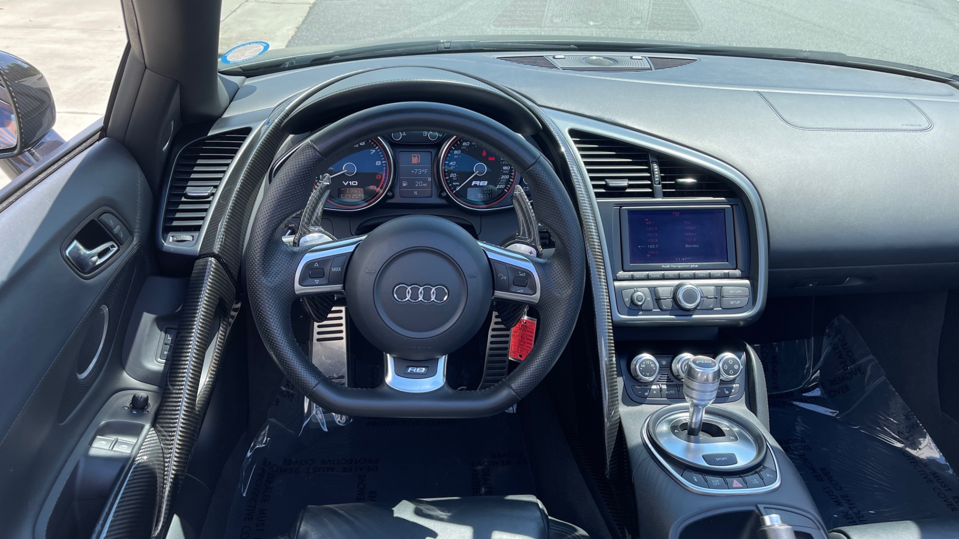 Used 2011 Audi R8 5.2L V10 SPYDER / QUATTRO / CARBON FIBER PKG / CUSTOM WHEELS for sale Sold at Formula Imports in Charlotte NC 28227 40