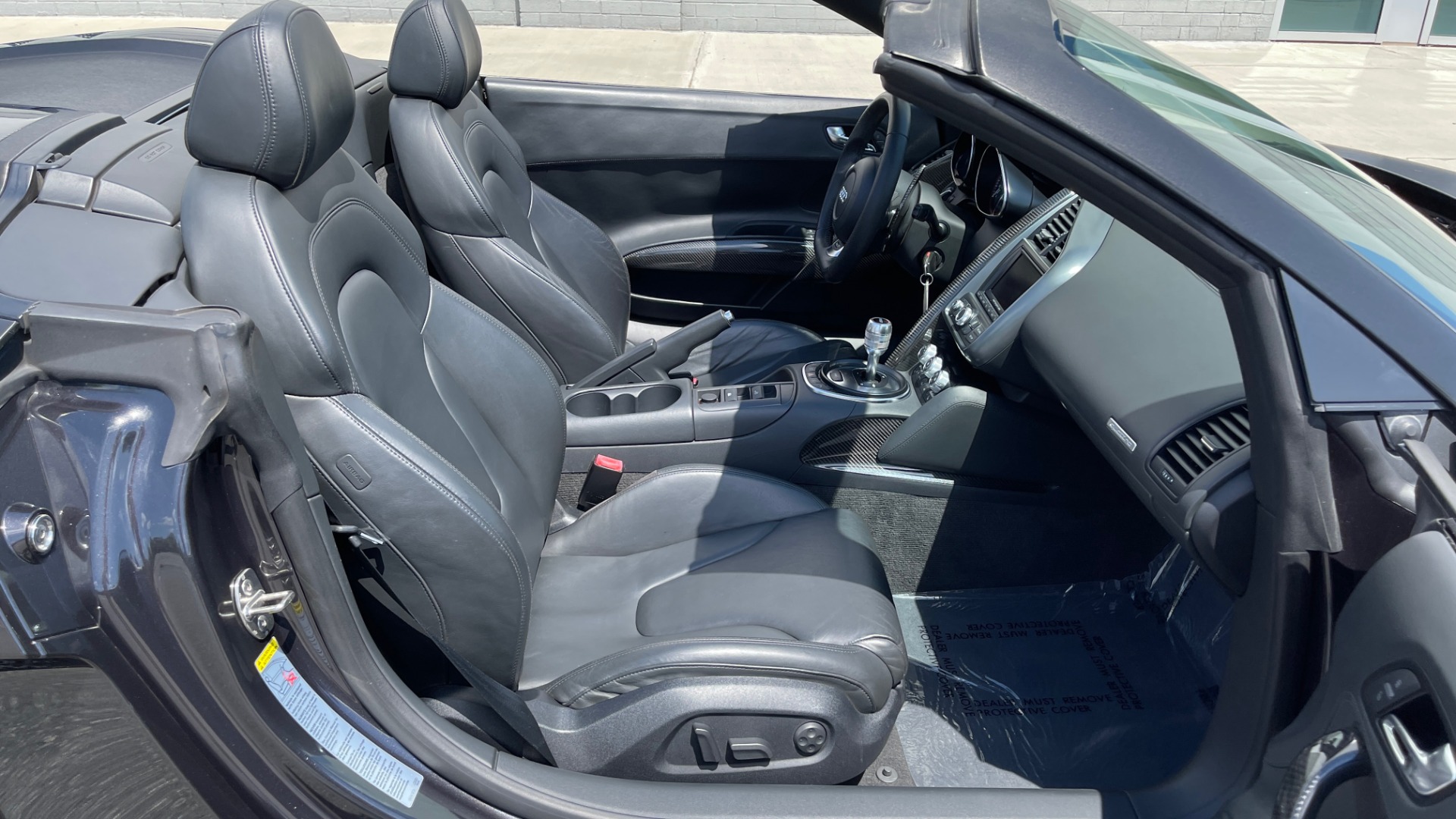 Used 2011 Audi R8 5.2L V10 SPYDER / QUATTRO / CARBON FIBER PKG / CUSTOM WHEELS for sale Sold at Formula Imports in Charlotte NC 28227 65