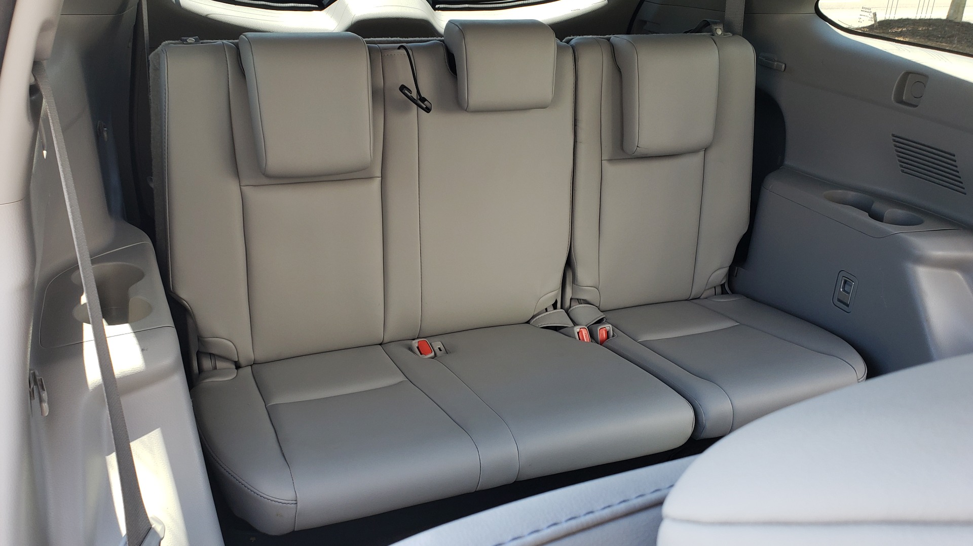 Used 2019 Toyota HIGHLANDER XLE / 3.5L V6 / AWD / LEATHER / 8-SPD AUTO / 1-OWNER for sale Sold at Formula Imports in Charlotte NC 28227 65