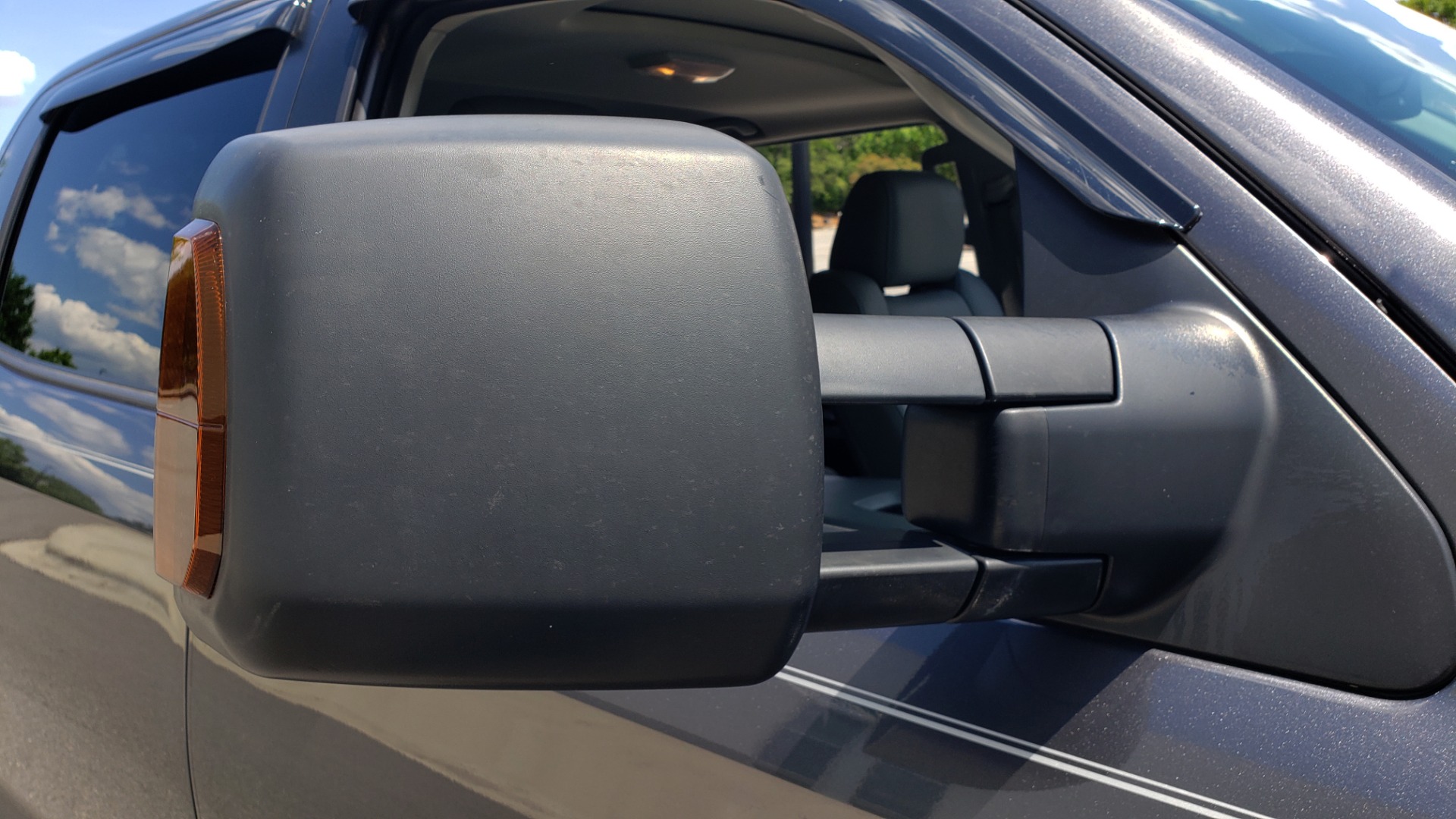 Used 2019 Toyota TUNDRA 4WD LIMITED / 5.7L V8 / 6-SPD AUTO / NAV / SUNROOF / REARVIEW for sale Sold at Formula Imports in Charlotte NC 28227 30