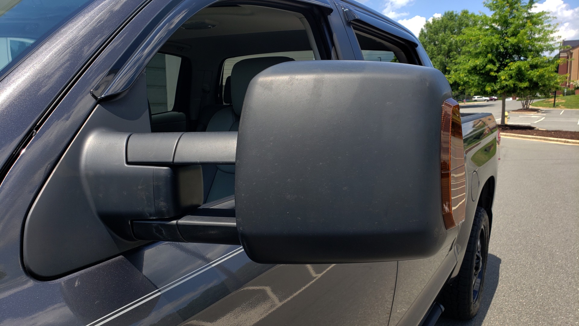 Used 2019 Toyota TUNDRA 4WD LIMITED / 5.7L V8 / 6-SPD AUTO / NAV / SUNROOF / REARVIEW for sale Sold at Formula Imports in Charlotte NC 28227 31