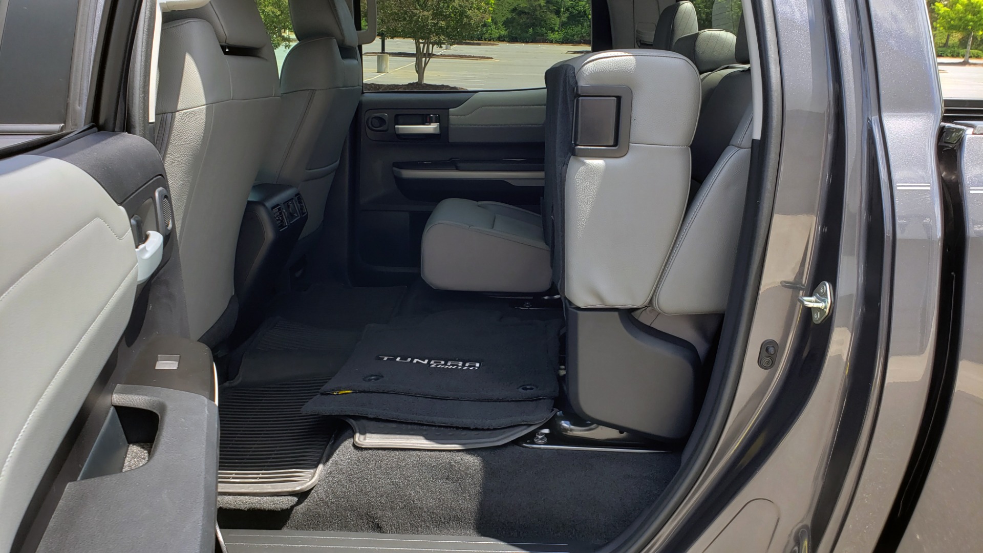 Used 2019 Toyota TUNDRA 4WD LIMITED / 5.7L V8 / 6-SPD AUTO / NAV / SUNROOF / REARVIEW for sale Sold at Formula Imports in Charlotte NC 28227 73