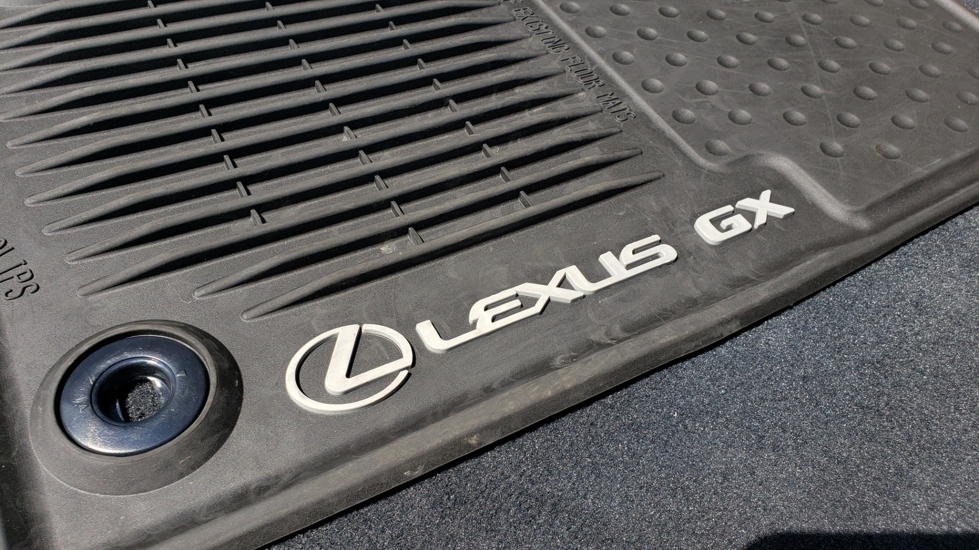 Used 2021 Lexus GX 460 PREMIUM / AWD / NAV / SUNROOF / 3-ROW / REARVIEW for sale Sold at Formula Imports in Charlotte NC 28227 17
