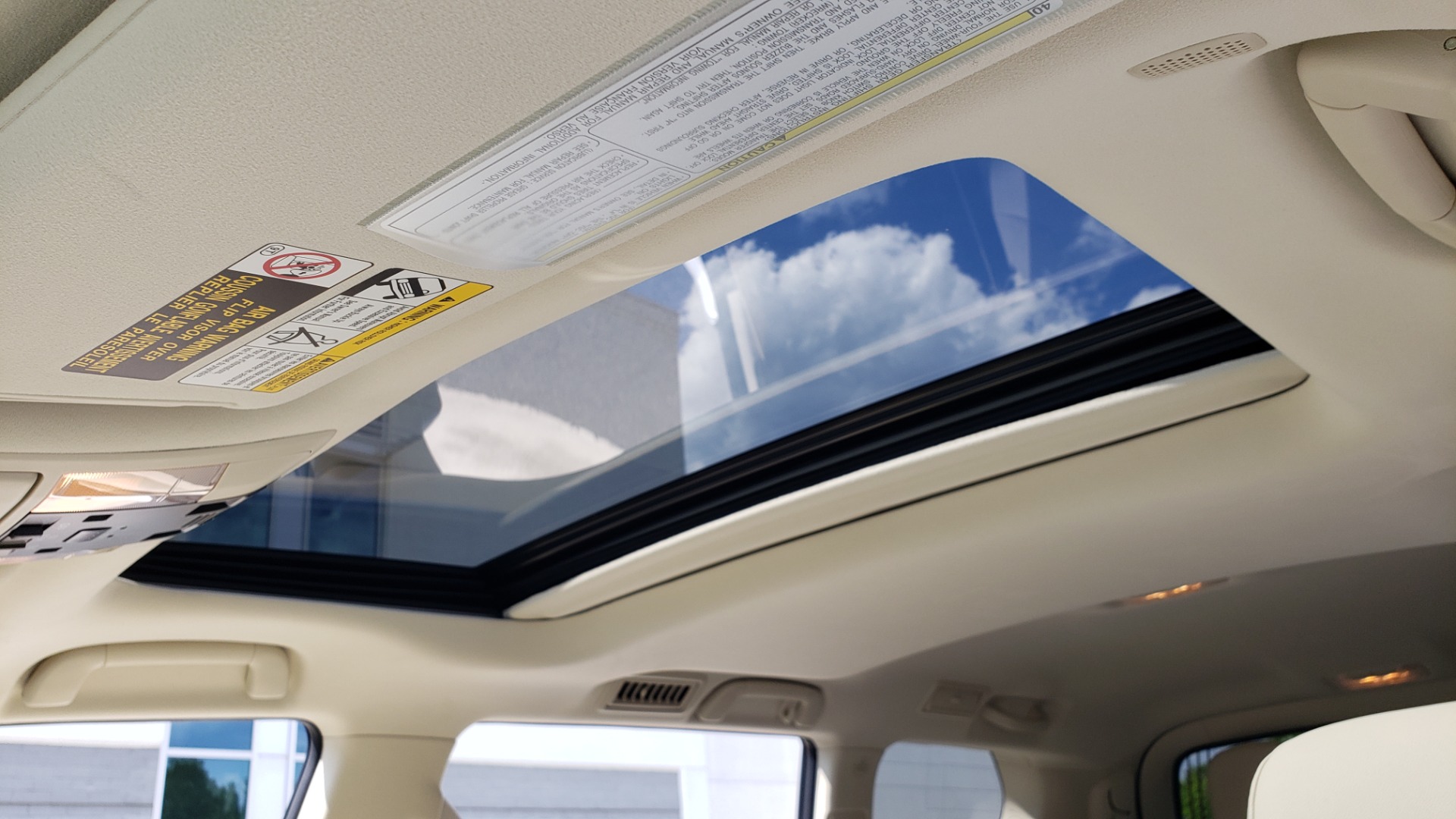 Used 2021 Lexus GX 460 PREMIUM / AWD / NAV / SUNROOF / 3-ROW / REARVIEW for sale Sold at Formula Imports in Charlotte NC 28227 25