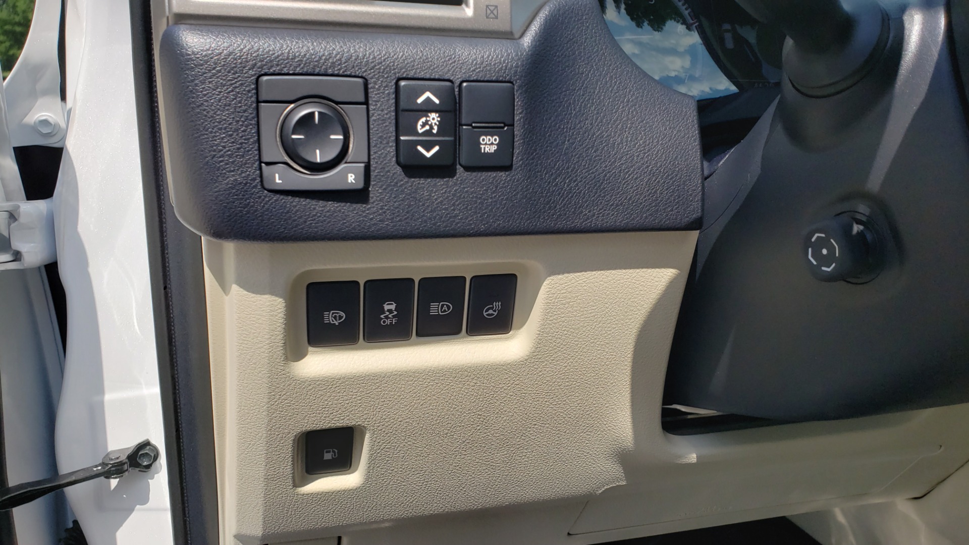 Used 2021 Lexus GX 460 PREMIUM / AWD / NAV / SUNROOF / 3-ROW / REARVIEW for sale Sold at Formula Imports in Charlotte NC 28227 45
