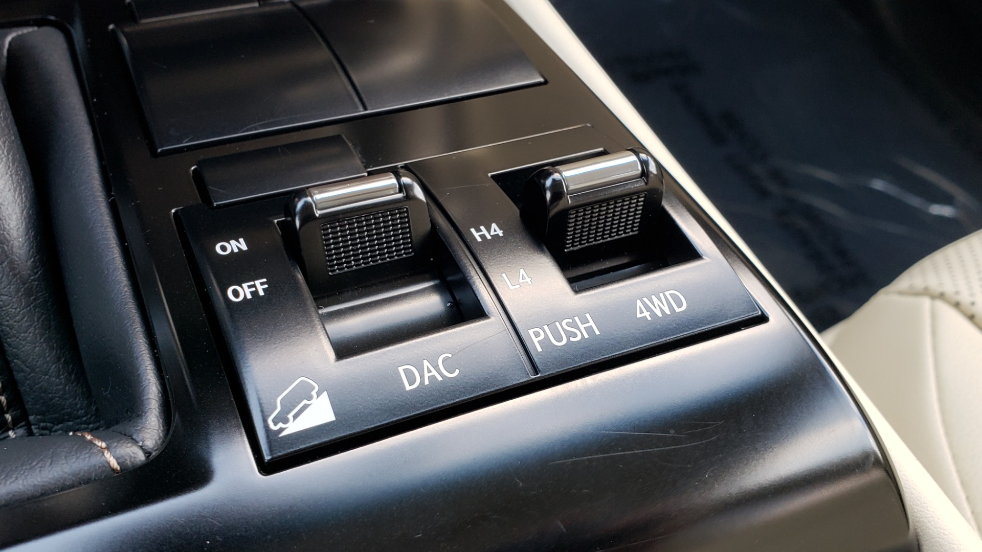 Used 2021 Lexus GX 460 PREMIUM / AWD / NAV / SUNROOF / 3-ROW / REARVIEW for sale Sold at Formula Imports in Charlotte NC 28227 58