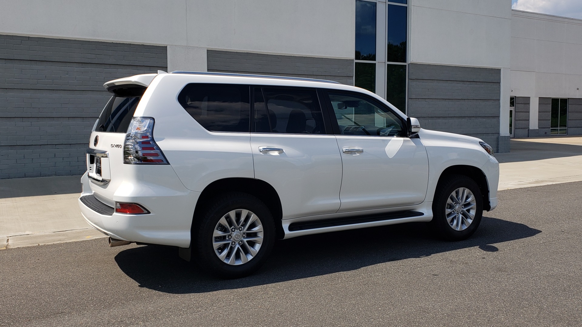 Used 2021 Lexus GX 460 PREMIUM / AWD / NAV / SUNROOF / 3-ROW / REARVIEW for sale Sold at Formula Imports in Charlotte NC 28227 6