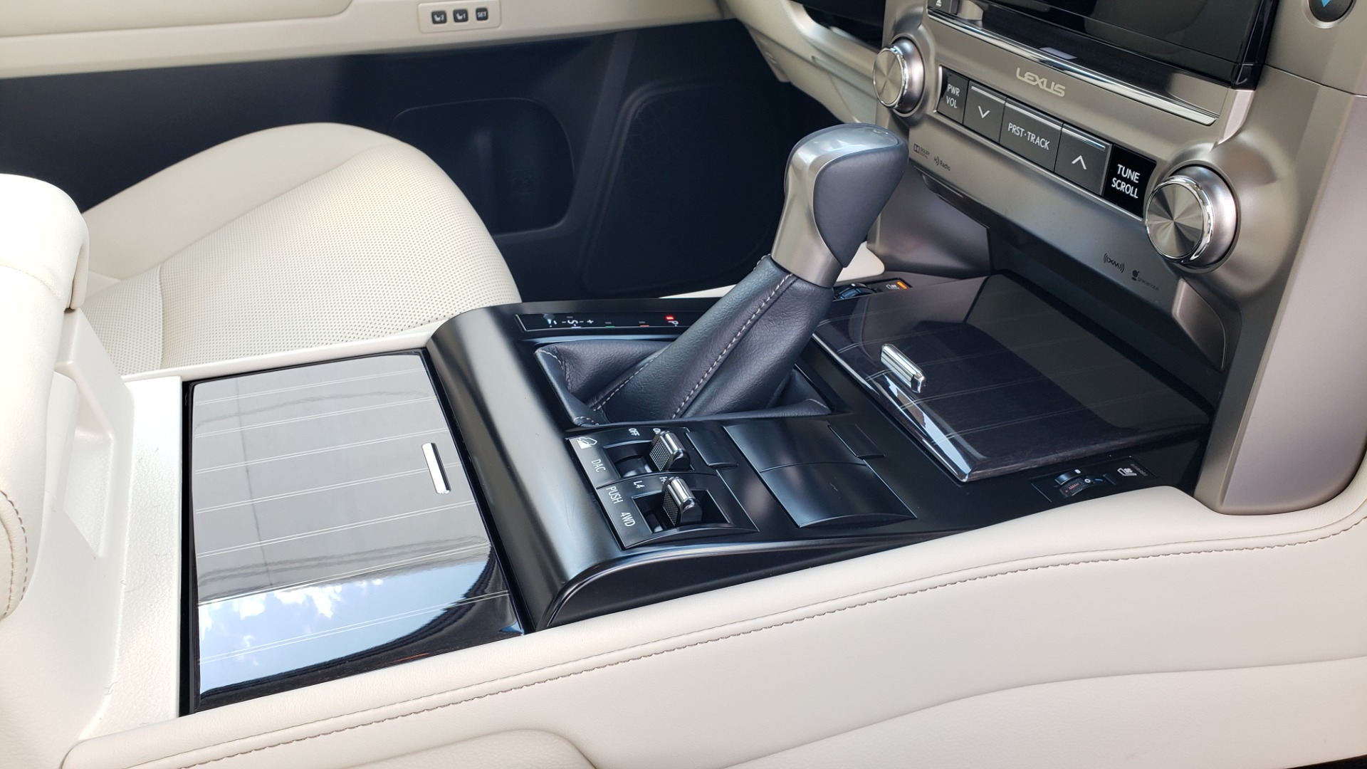 Used 2021 Lexus GX 460 PREMIUM / AWD / NAV / SUNROOF / 3-ROW / REARVIEW for sale Sold at Formula Imports in Charlotte NC 28227 77