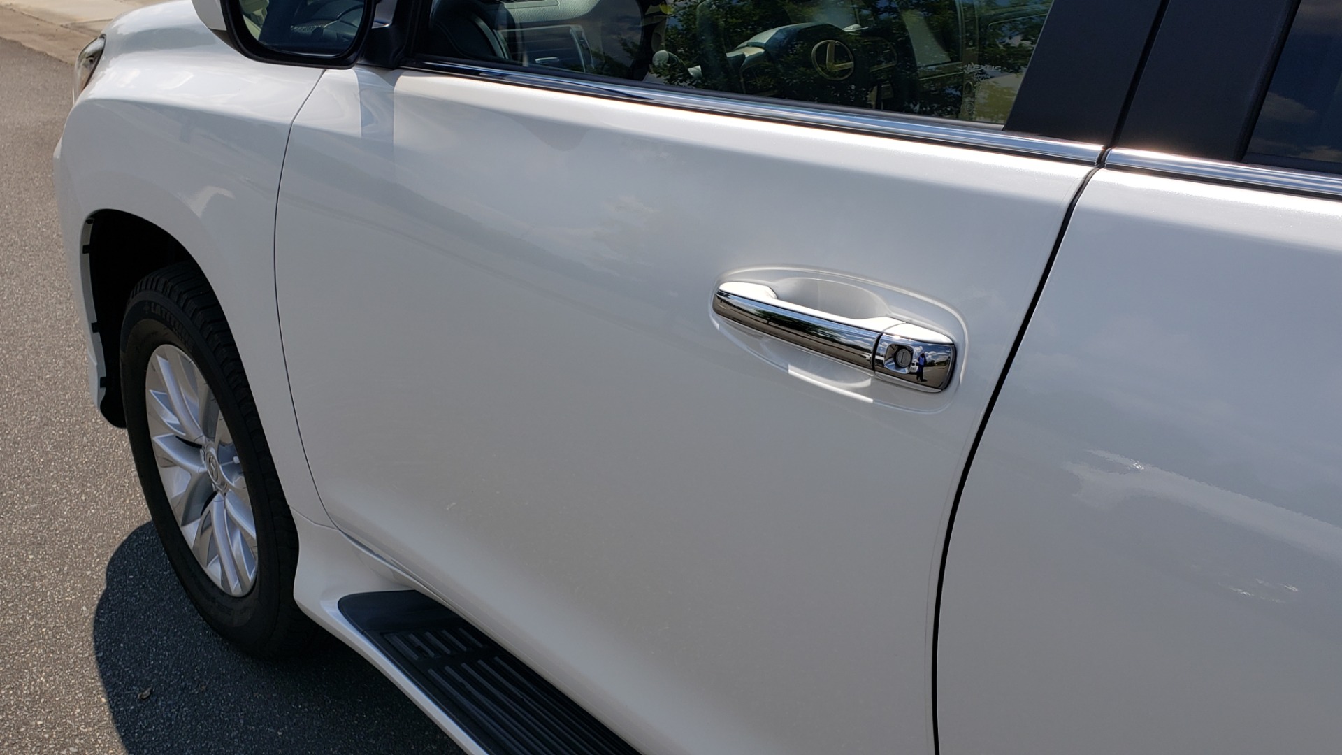 Used 2021 Lexus GX 460 PREMIUM / AWD / NAV / SUNROOF / 3-ROW / REARVIEW for sale Sold at Formula Imports in Charlotte NC 28227 9
