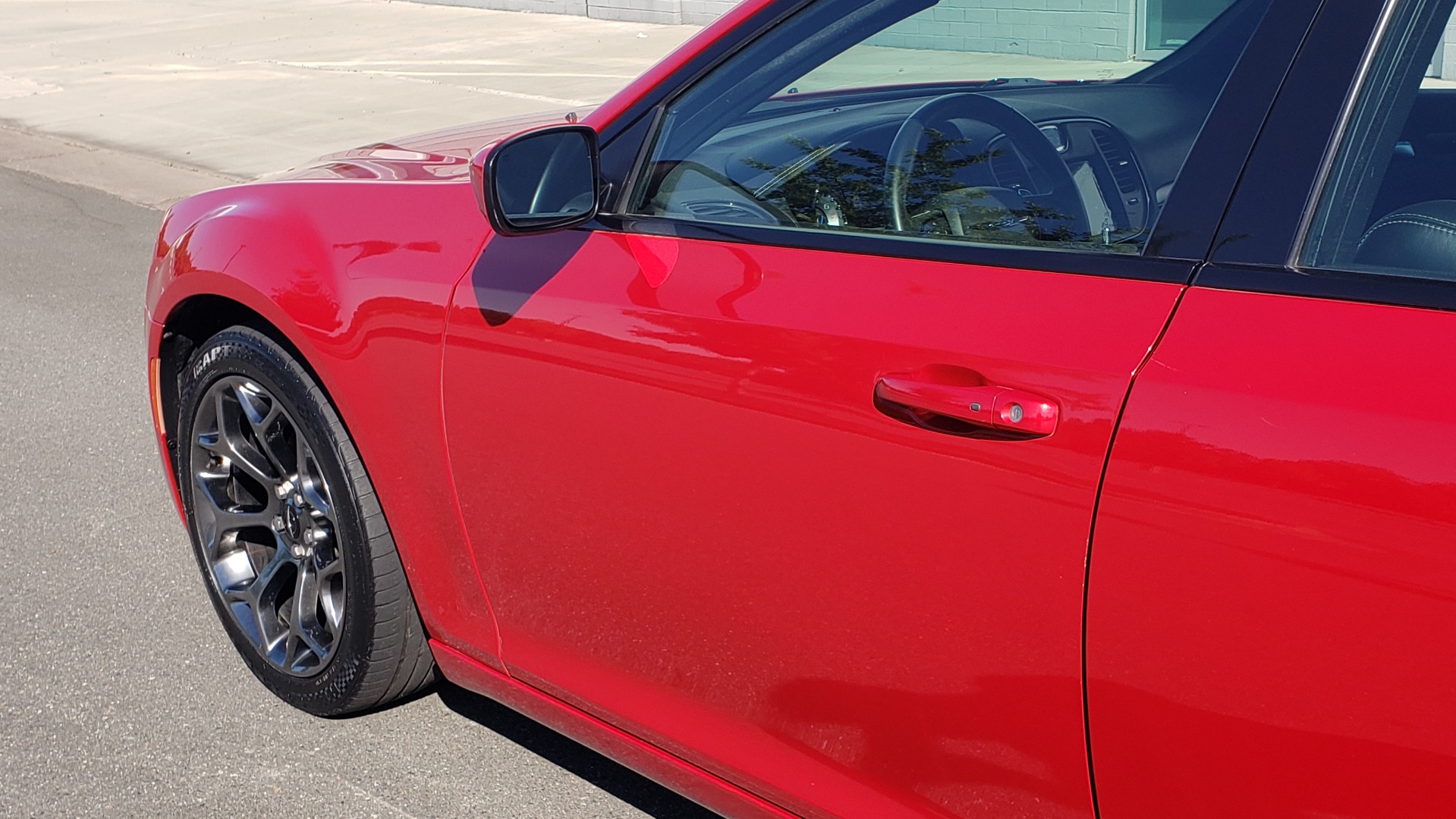 Used 2015 Chrysler 300 S / 3.6L V6 / 8-SPD AUTO / NAV / BEATS AUDIO / HTS STS / REARVIE for sale Sold at Formula Imports in Charlotte NC 28227 10