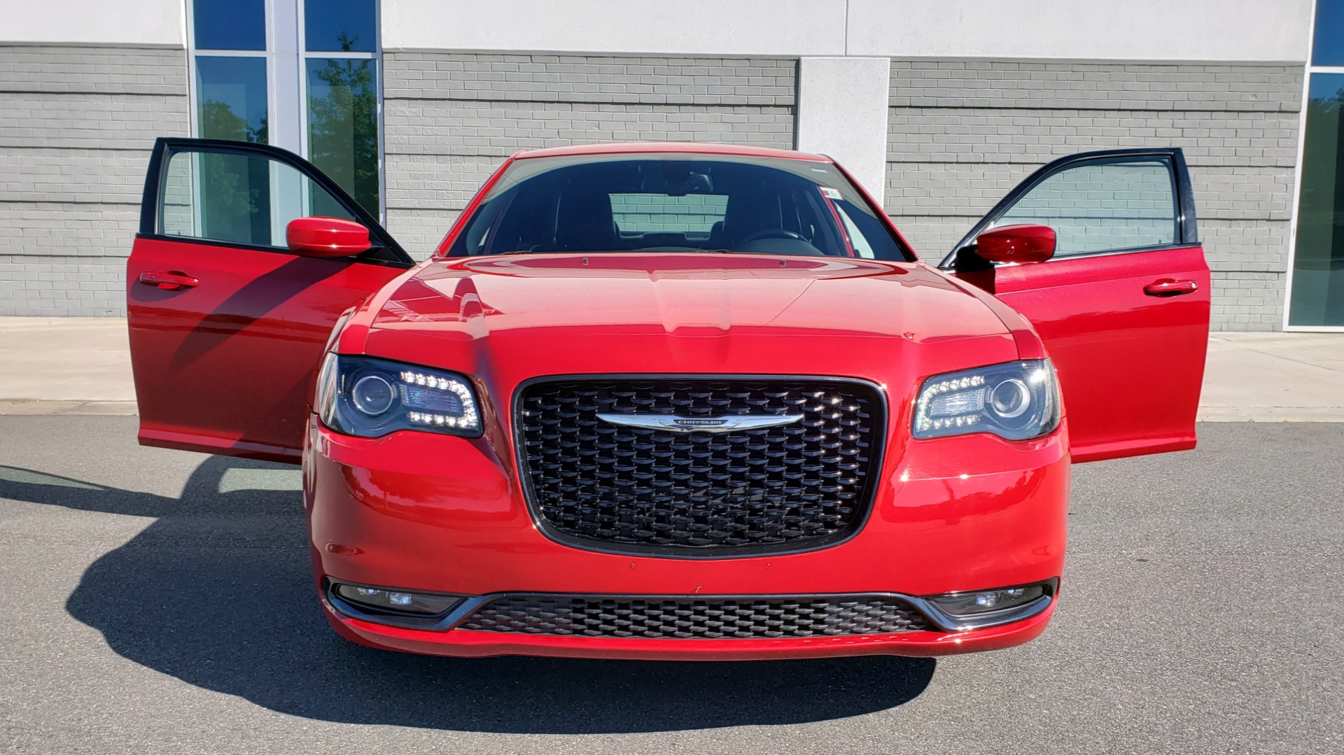 Used 2015 Chrysler 300 S / 3.6L V6 / 8-SPD AUTO / NAV / BEATS AUDIO / HTS STS / REARVIE for sale Sold at Formula Imports in Charlotte NC 28227 23