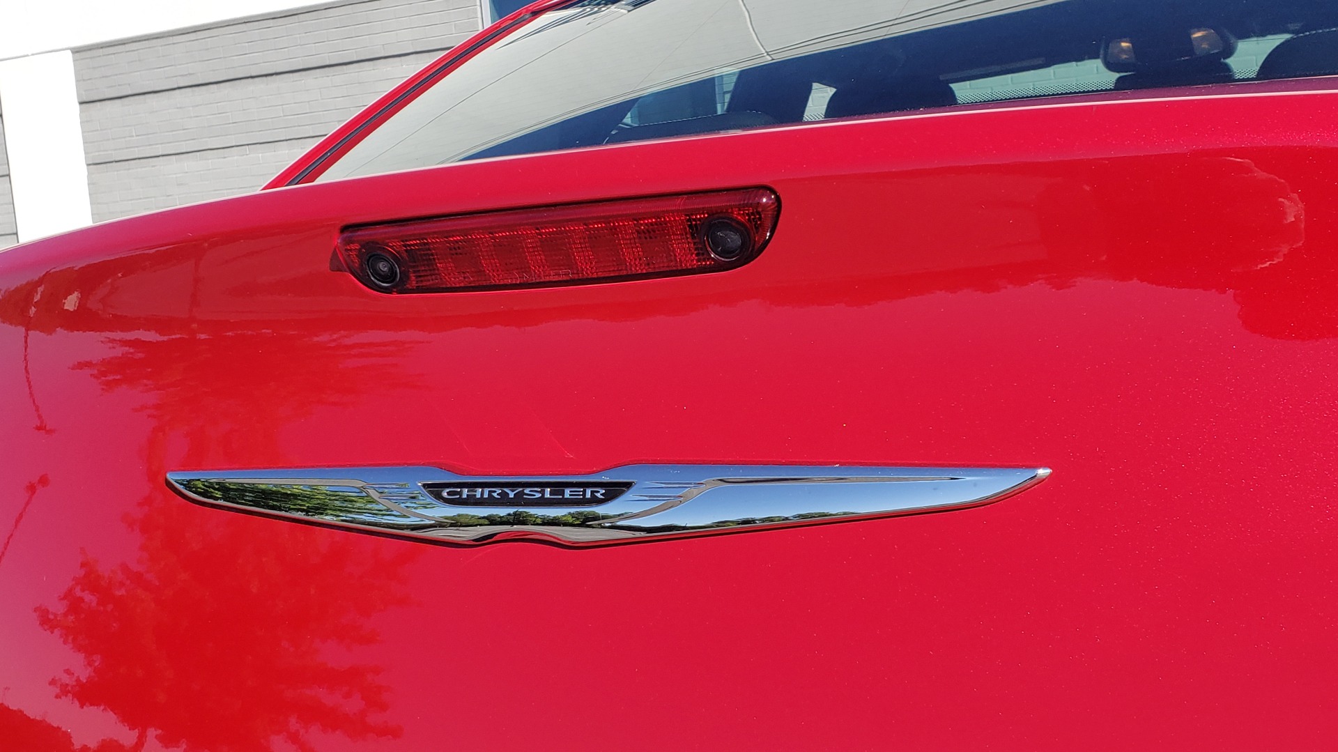 Used 2015 Chrysler 300 S / 3.6L V6 / 8-SPD AUTO / NAV / BEATS AUDIO / HTS STS / REARVIE for sale Sold at Formula Imports in Charlotte NC 28227 33