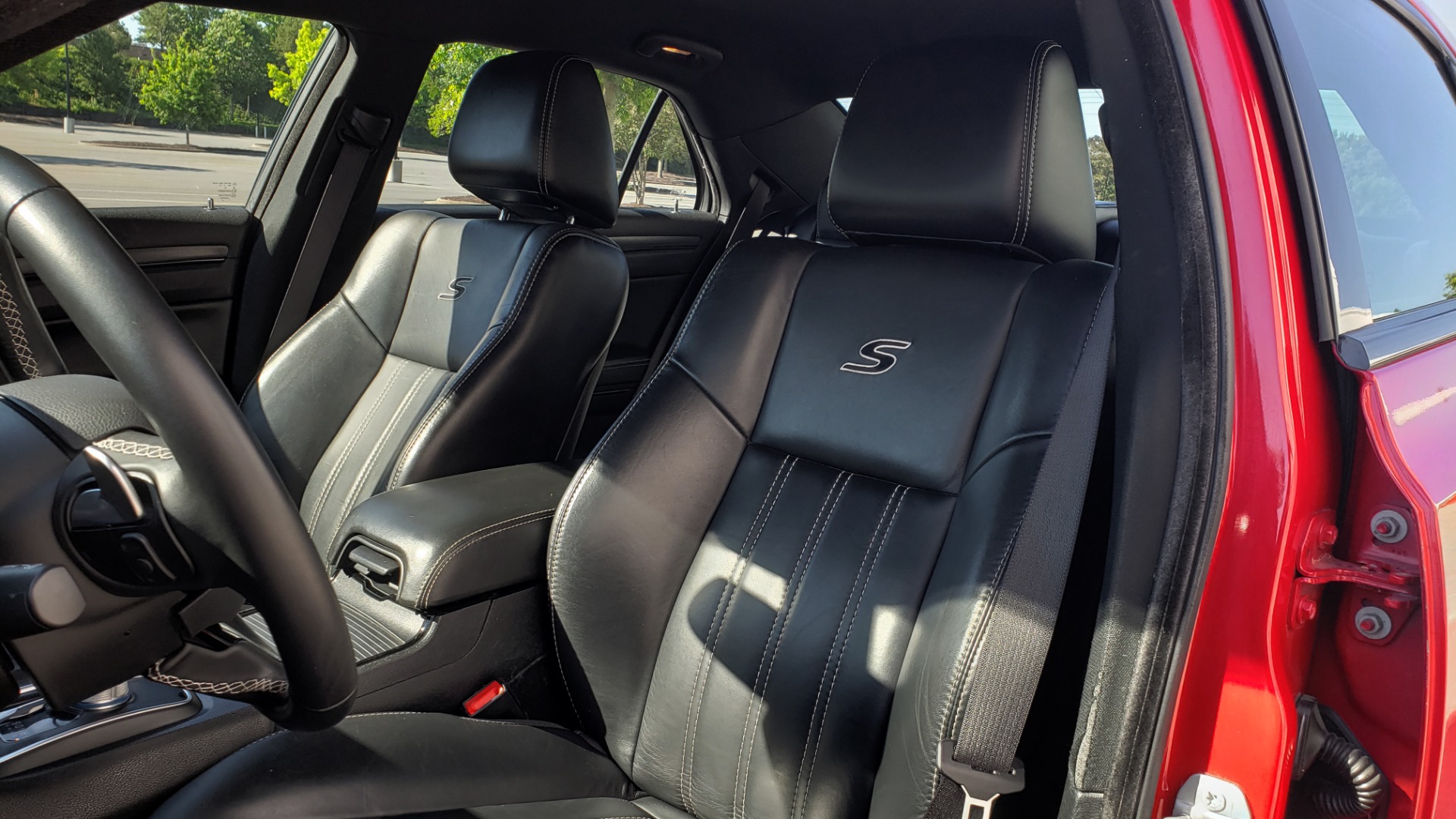 Used 2015 Chrysler 300 S / 3.6L V6 / 8-SPD AUTO / NAV / BEATS AUDIO / HTS STS / REARVIE for sale Sold at Formula Imports in Charlotte NC 28227 42