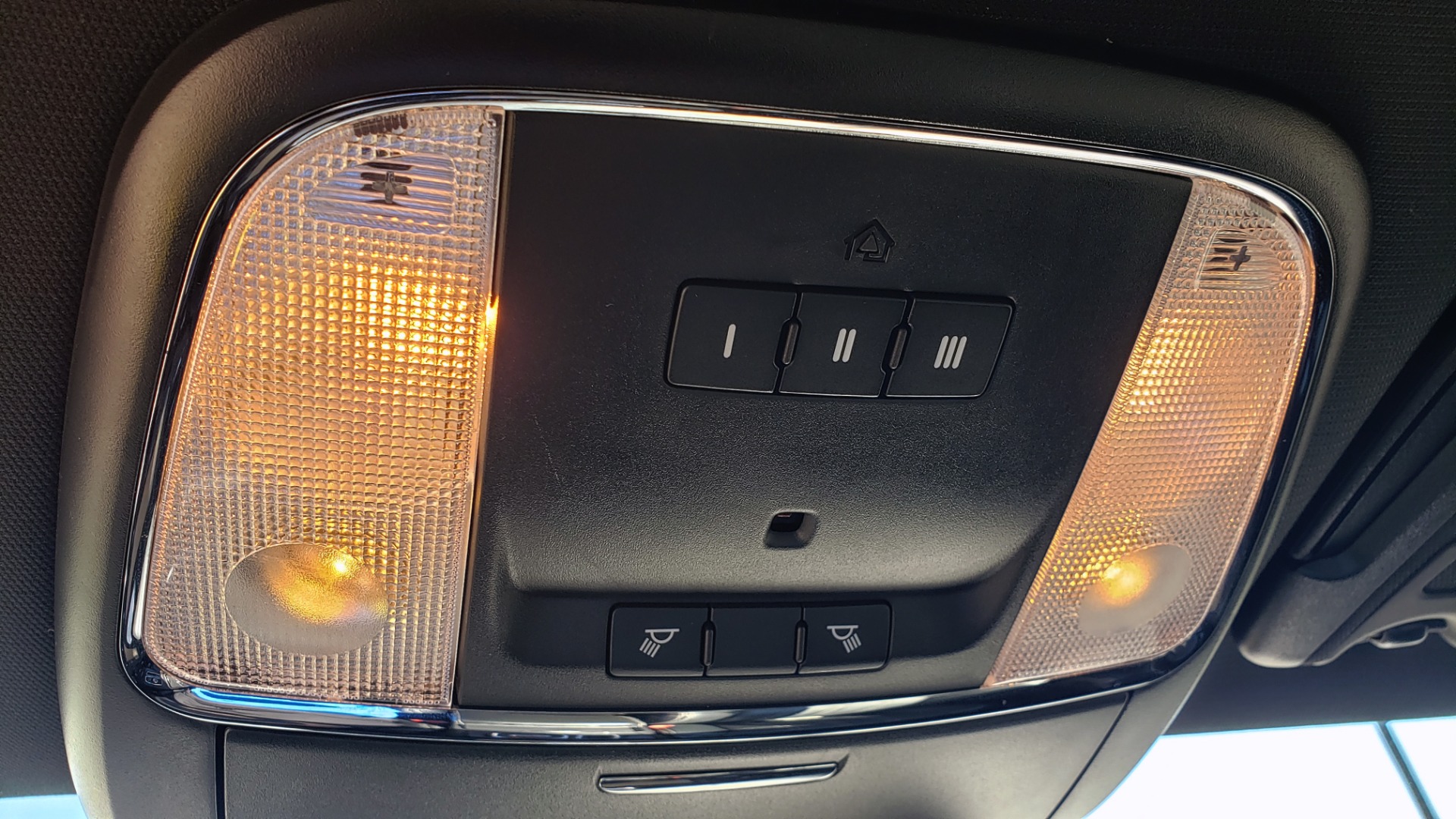 Used 2015 Chrysler 300 S / 3.6L V6 / 8-SPD AUTO / NAV / BEATS AUDIO / HTS STS / REARVIE for sale Sold at Formula Imports in Charlotte NC 28227 57