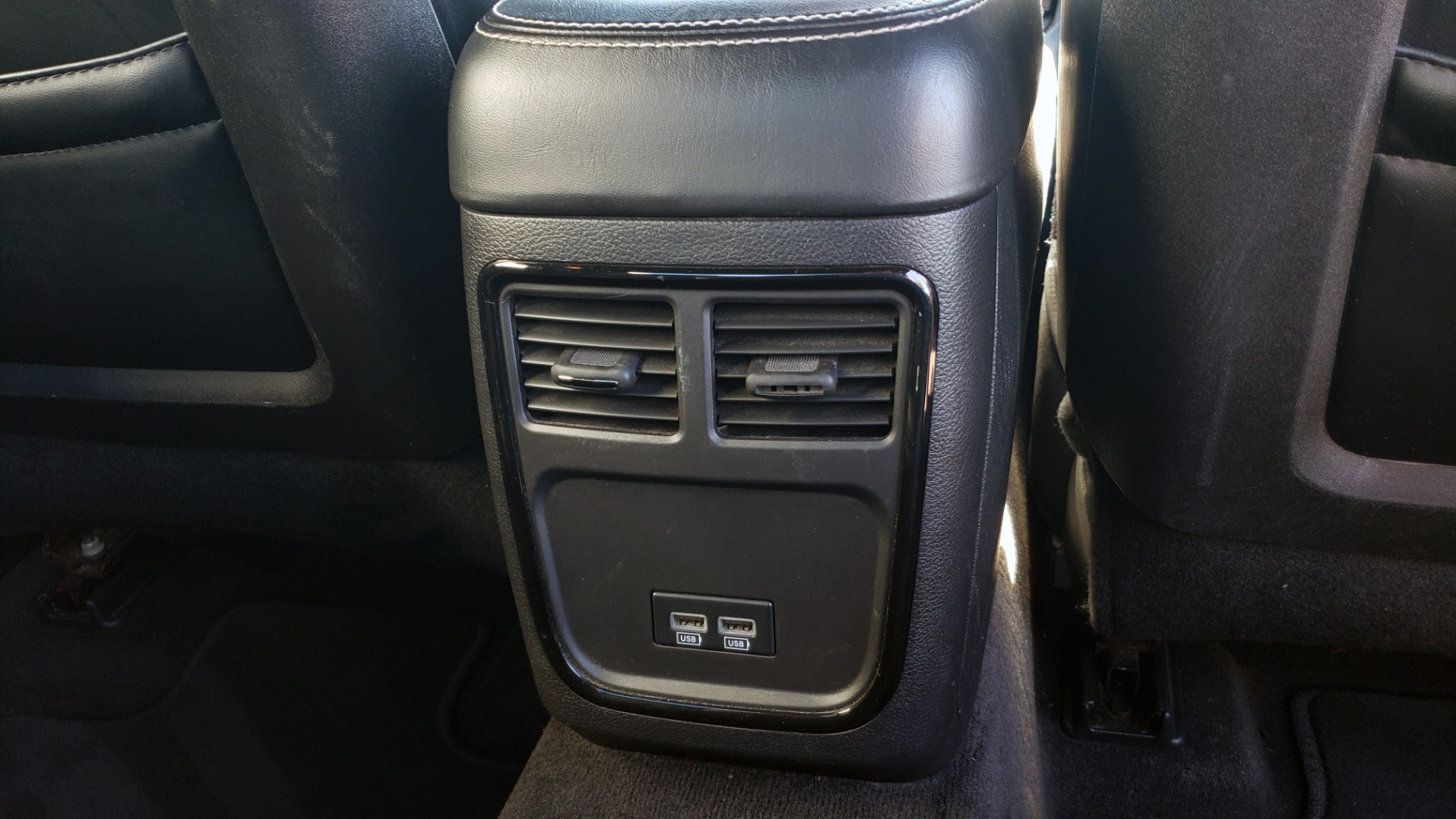 Used 2015 Chrysler 300 S / 3.6L V6 / 8-SPD AUTO / NAV / BEATS AUDIO / HTS STS / REARVIE for sale Sold at Formula Imports in Charlotte NC 28227 78