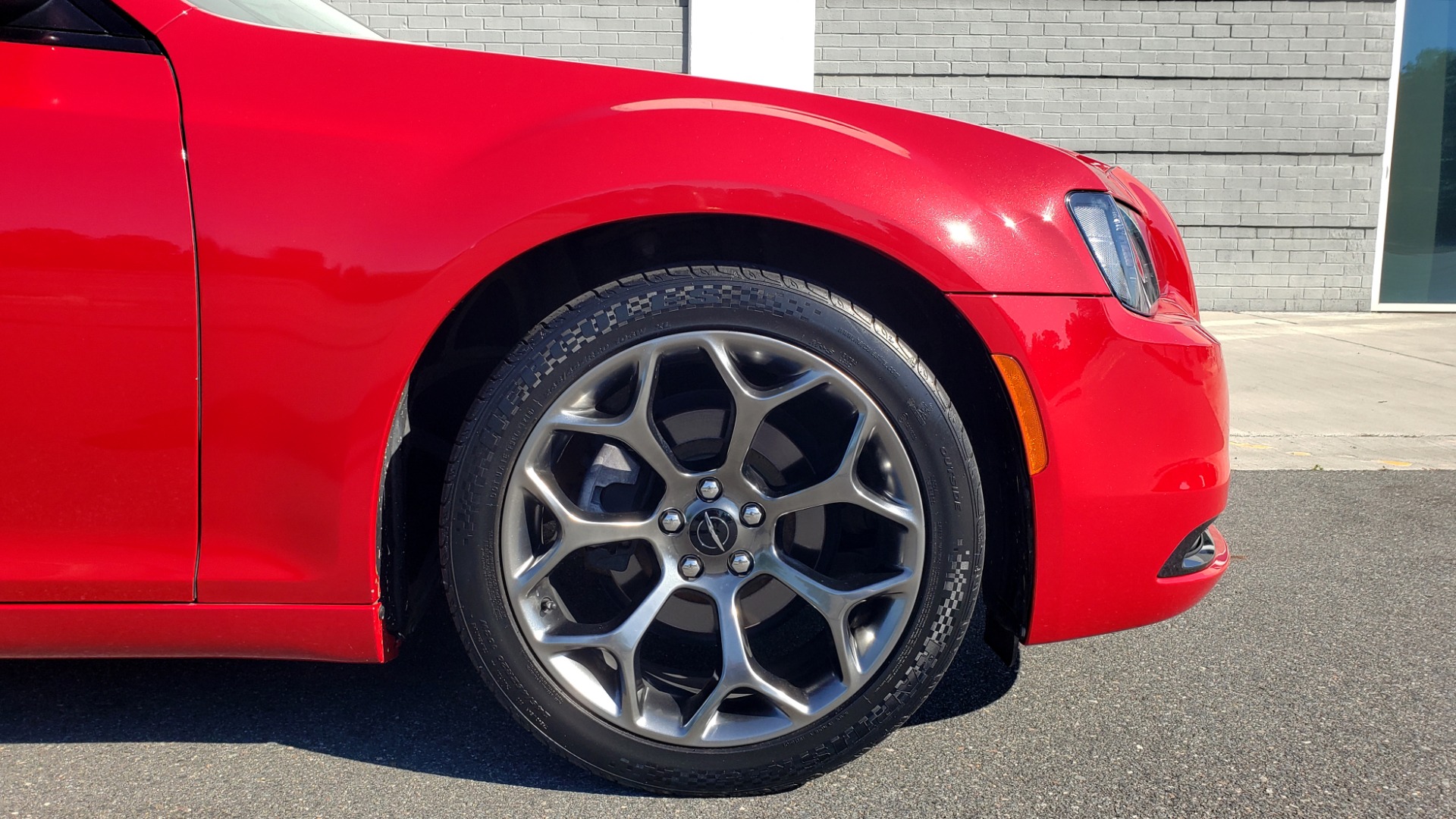 Used 2015 Chrysler 300 S / 3.6L V6 / 8-SPD AUTO / NAV / BEATS AUDIO / HTS STS / REARVIE for sale Sold at Formula Imports in Charlotte NC 28227 84