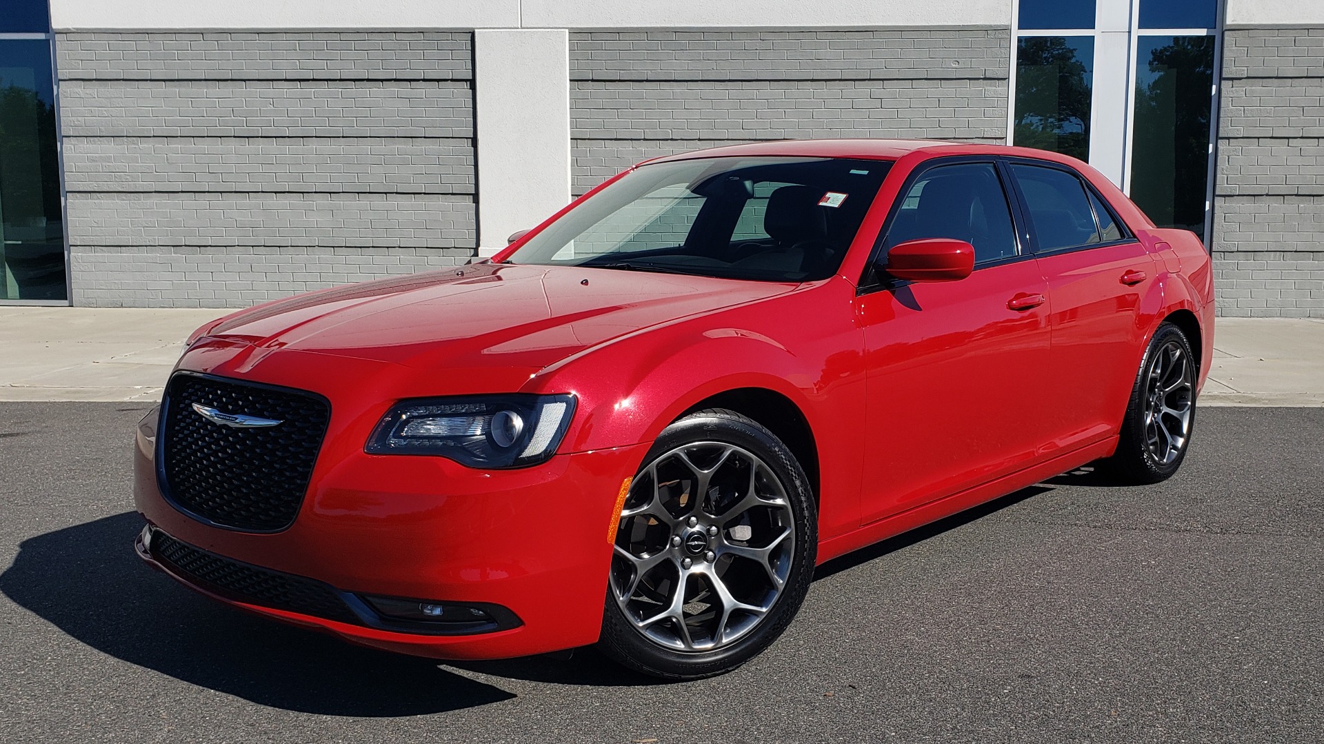 Used 2015 Chrysler 300 S / 3.6L V6 / 8-SPD AUTO / NAV / BEATS AUDIO / HTS STS / REARVIE for sale Sold at Formula Imports in Charlotte NC 28227 1