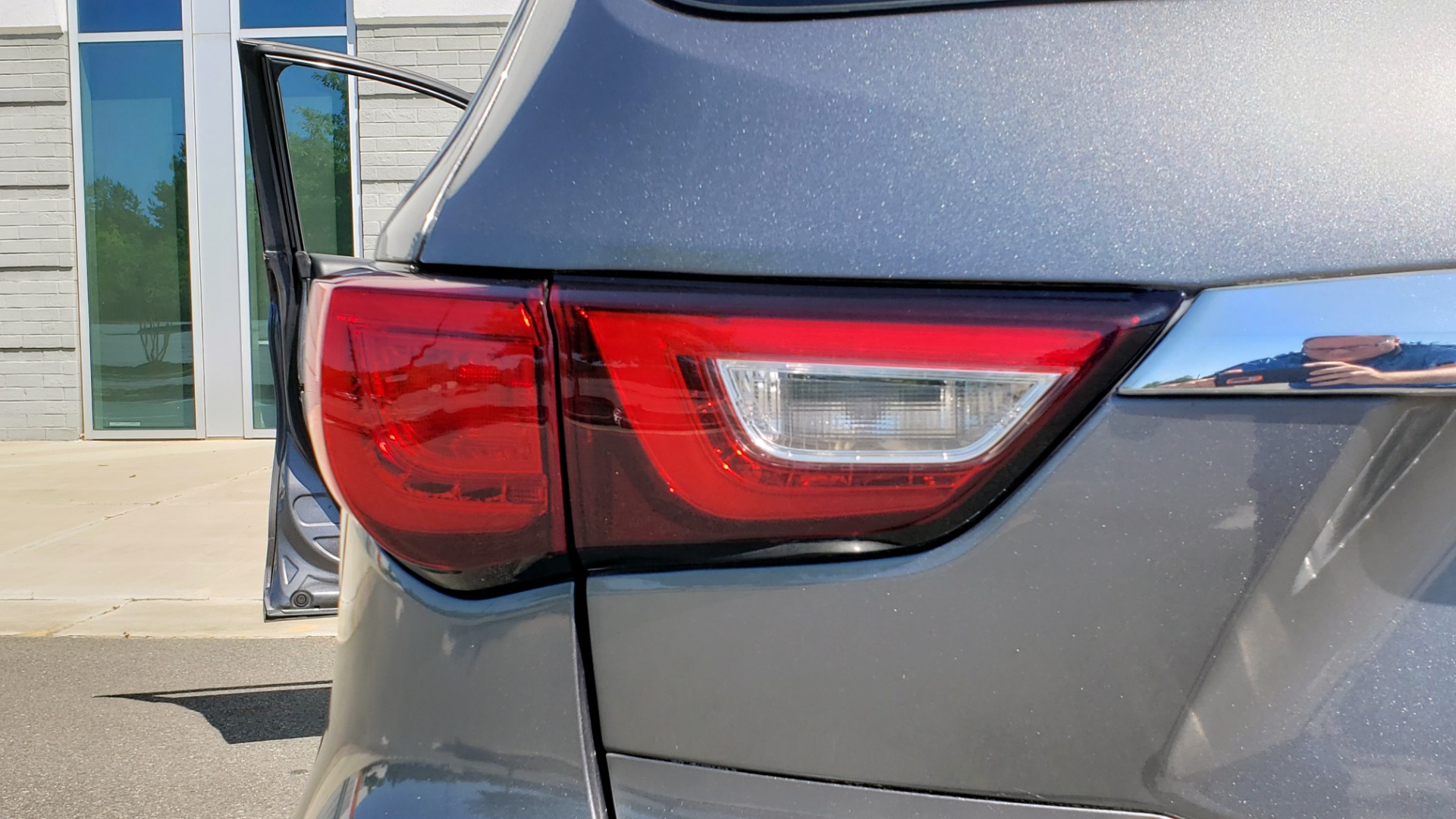 Used 2018 INFINITI QX60 3.5L V6 / FWD / CVT TRANS / NAV / SUNROOF / 3-ROWS / REARVIEW for sale Sold at Formula Imports in Charlotte NC 28227 34