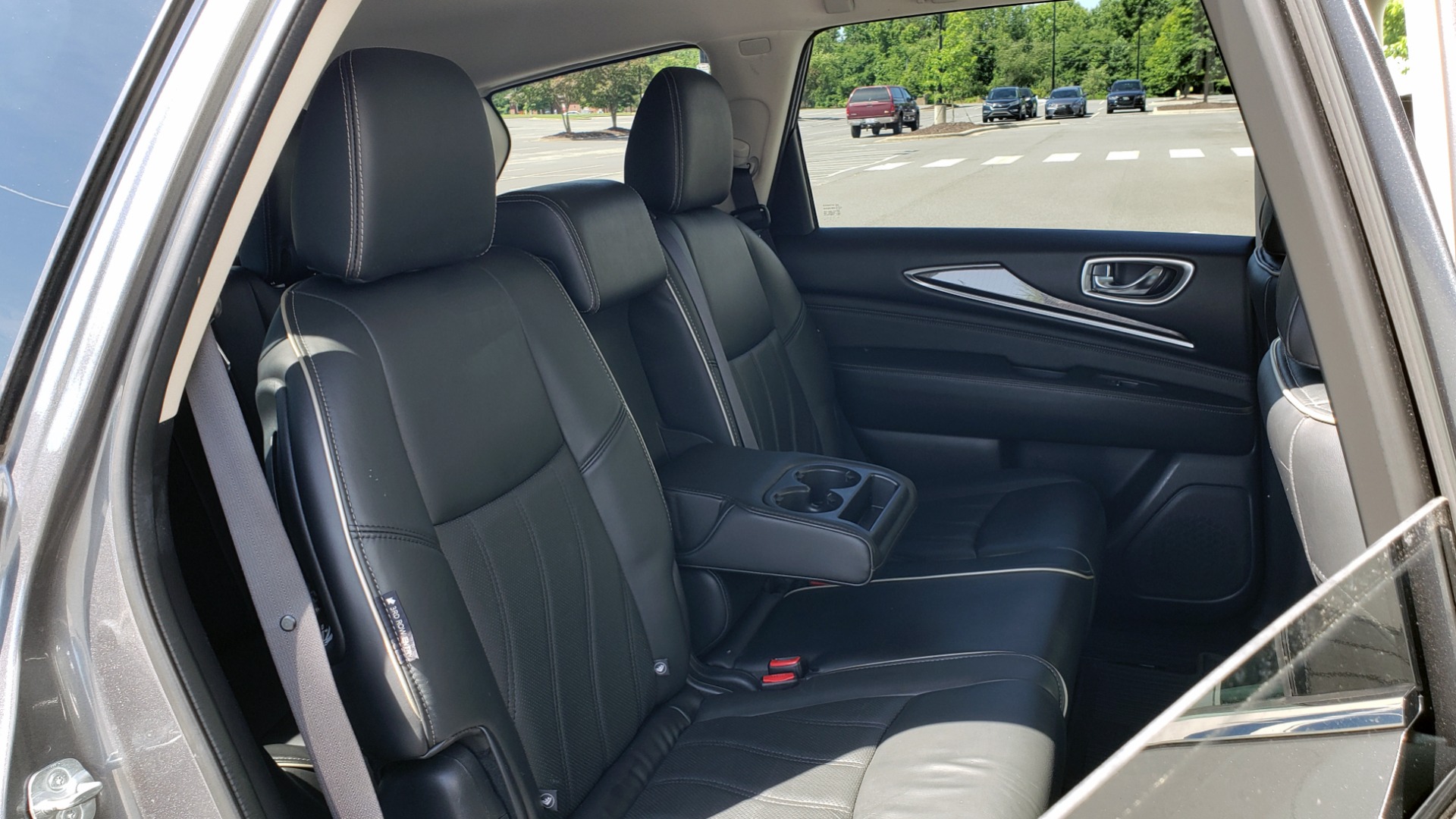Used 2018 INFINITI QX60 3.5L V6 / FWD / CVT TRANS / NAV / SUNROOF / 3-ROWS / REARVIEW for sale Sold at Formula Imports in Charlotte NC 28227 77
