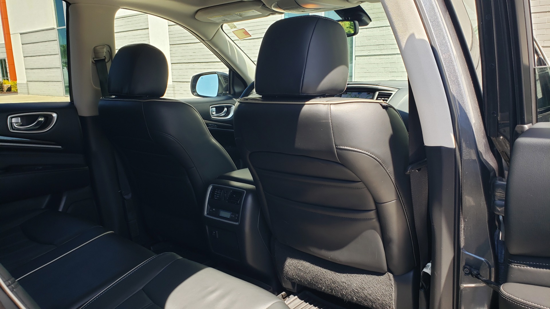 Used 2018 INFINITI QX60 3.5L V6 / FWD / CVT TRANS / NAV / SUNROOF / 3-ROWS / REARVIEW for sale Sold at Formula Imports in Charlotte NC 28227 79