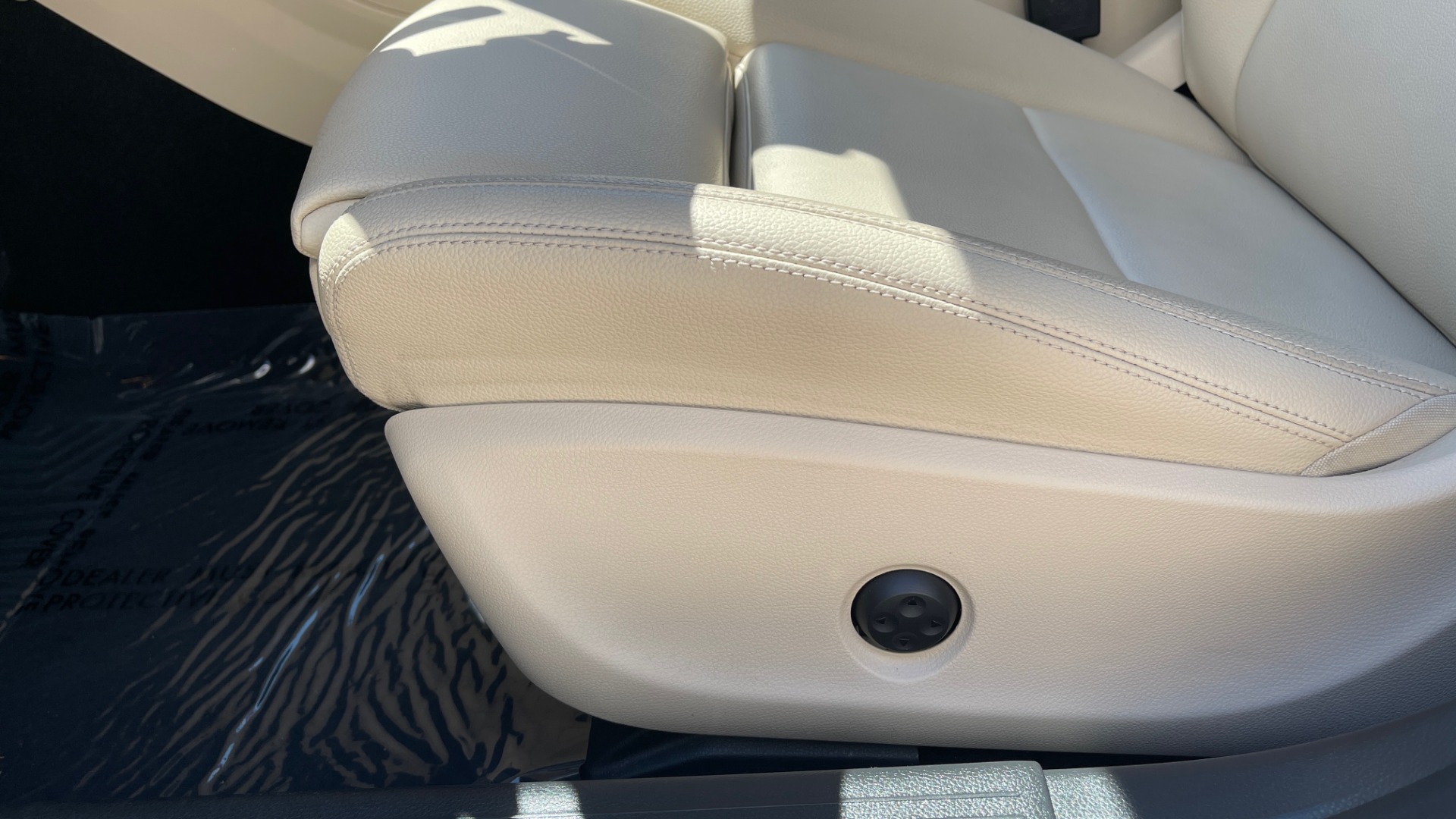Used 2018 Mercedes-Benz CLA 250 PREMIUM / CONV PKG / APPLE / PANO-ROOF / REARVIEW for sale Sold at Formula Imports in Charlotte NC 28227 28
