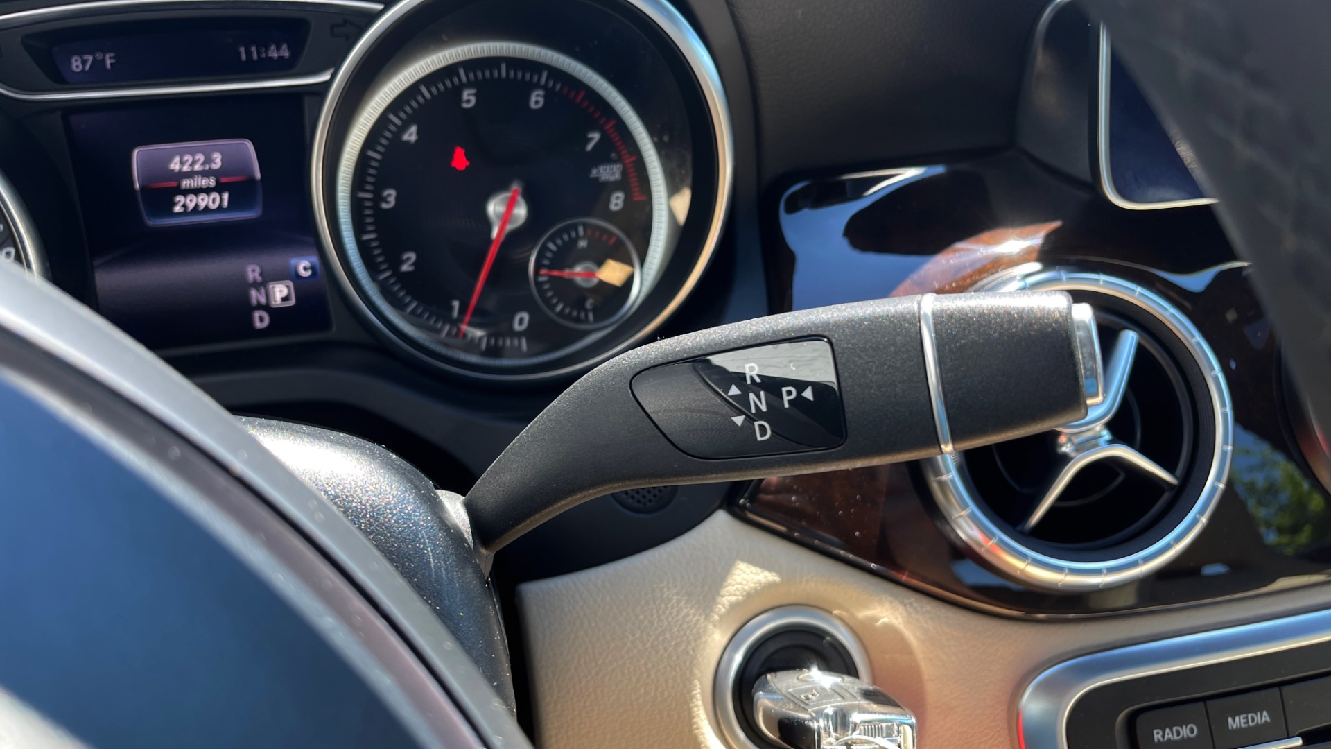 Used 2018 Mercedes-Benz CLA 250 PREMIUM / CONV PKG / APPLE / PANO-ROOF / REARVIEW for sale Sold at Formula Imports in Charlotte NC 28227 37