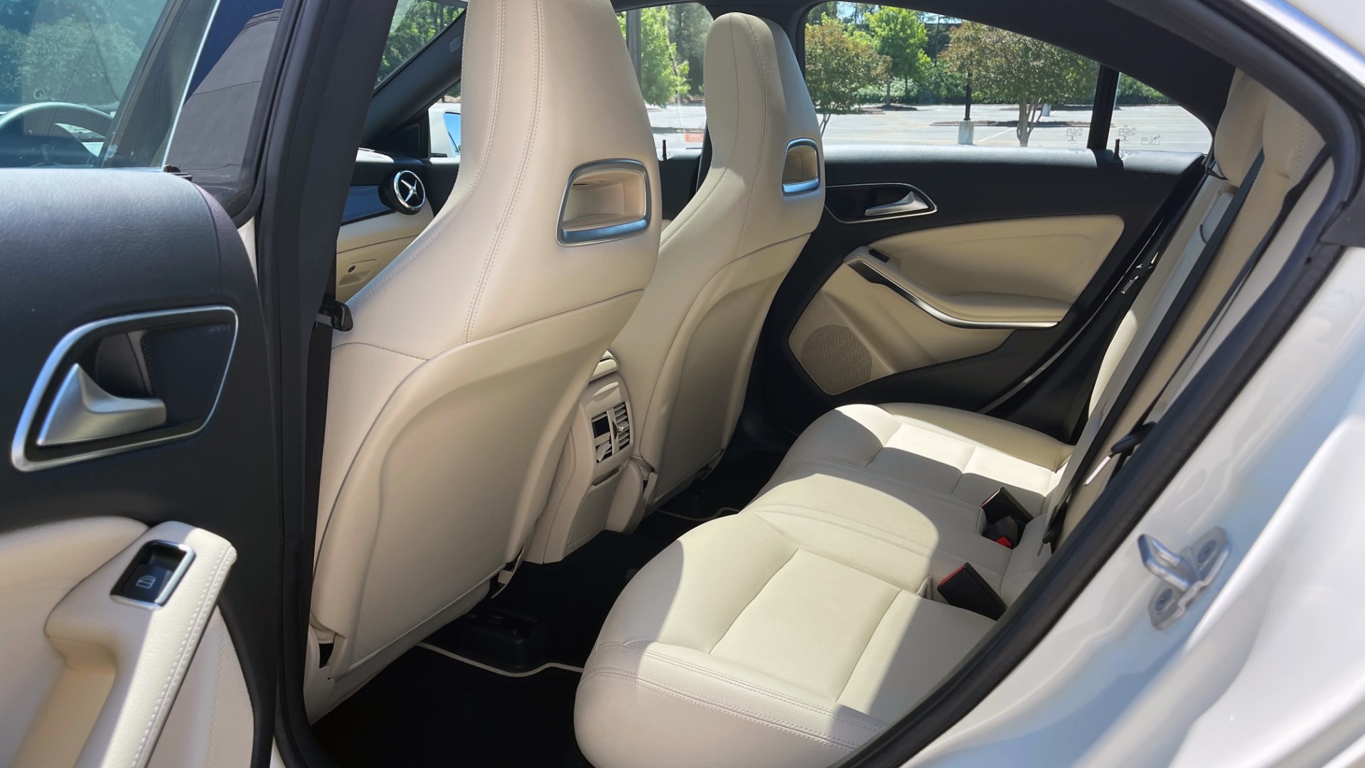 Used 2018 Mercedes-Benz CLA 250 PREMIUM / CONV PKG / APPLE / PANO-ROOF / REARVIEW for sale Sold at Formula Imports in Charlotte NC 28227 56