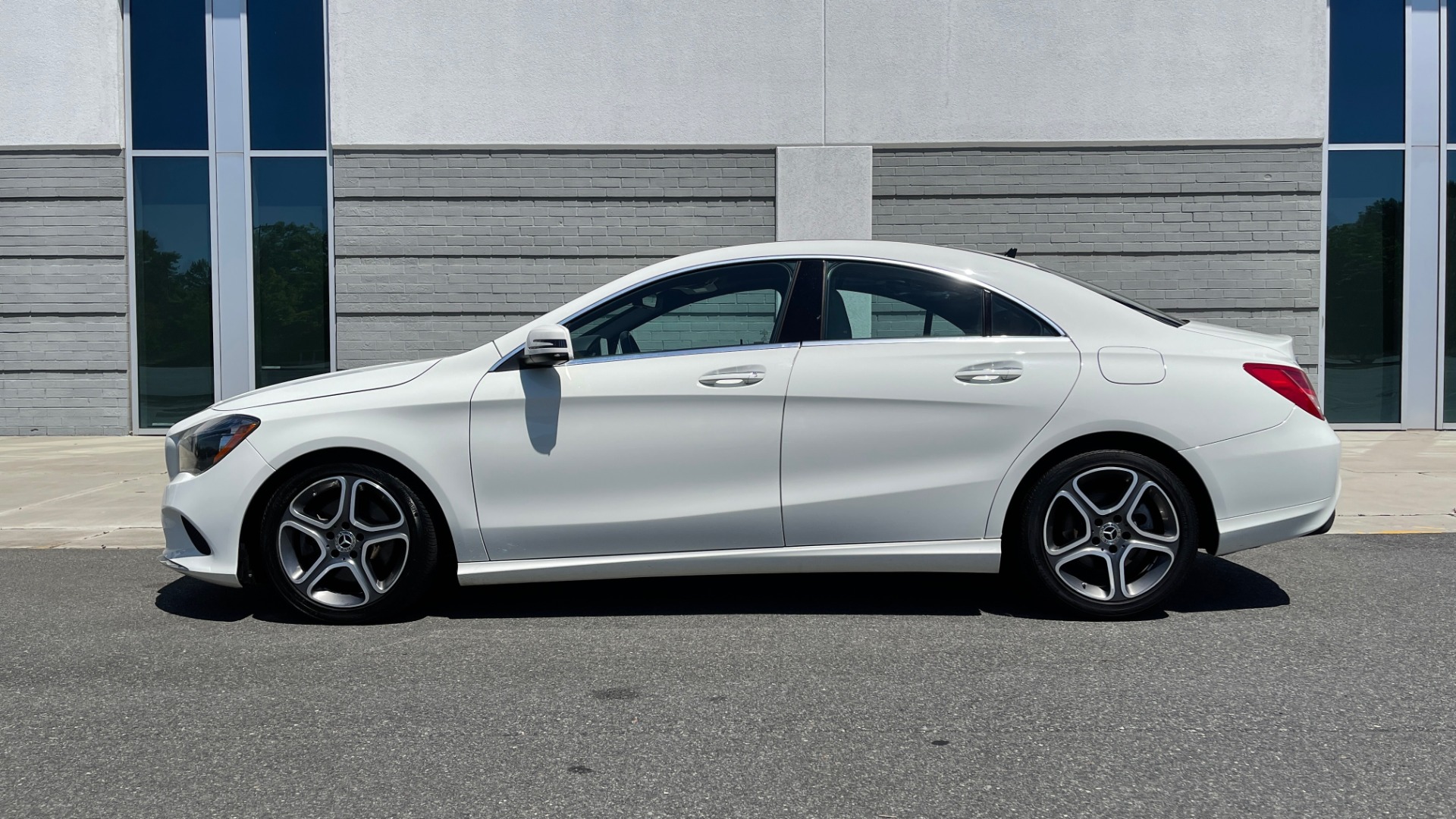 Used 2018 Mercedes-Benz CLA 250 PREMIUM / CONV PKG / APPLE / PANO-ROOF / REARVIEW for sale Sold at Formula Imports in Charlotte NC 28227 6