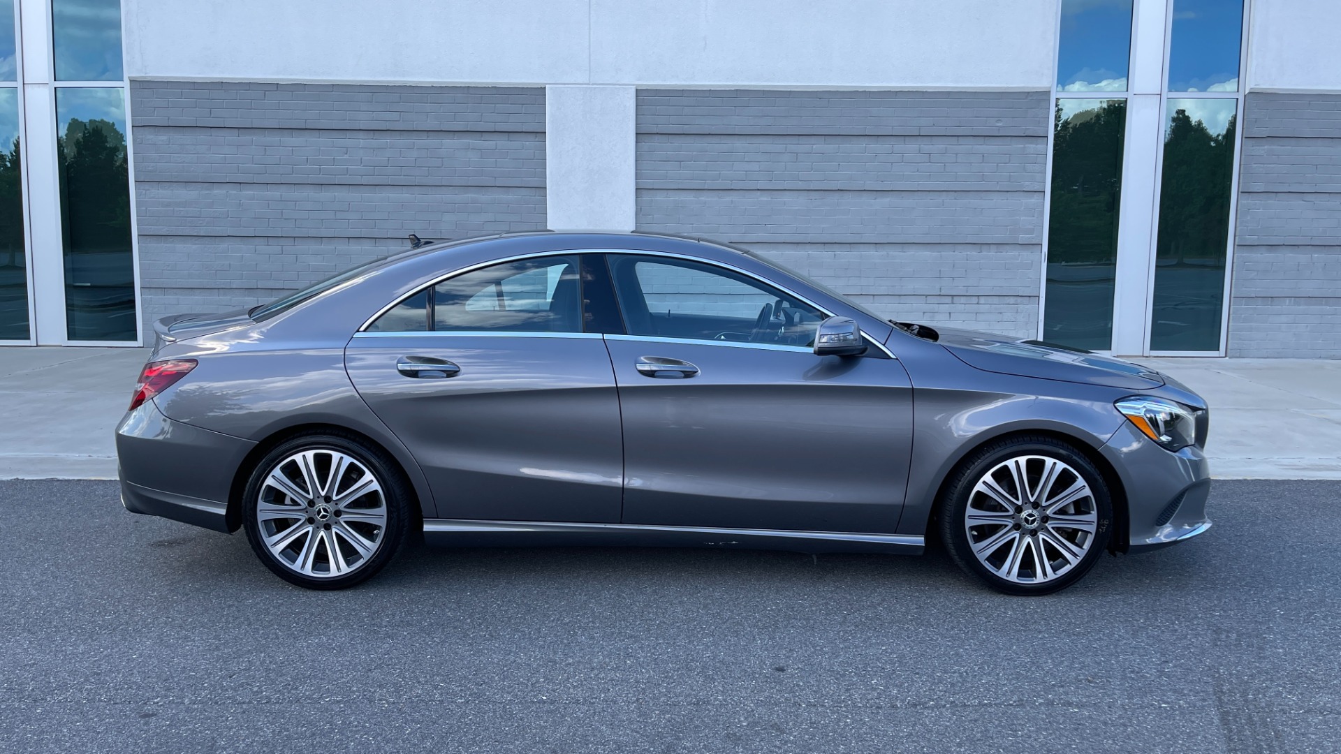 Used 2019 Mercedes-Benz CLA 250 4MATIC PREM & CONV PKG / APPLE / PANO-ROOF / H/K SND / REARVIEW for sale Sold at Formula Imports in Charlotte NC 28227 5