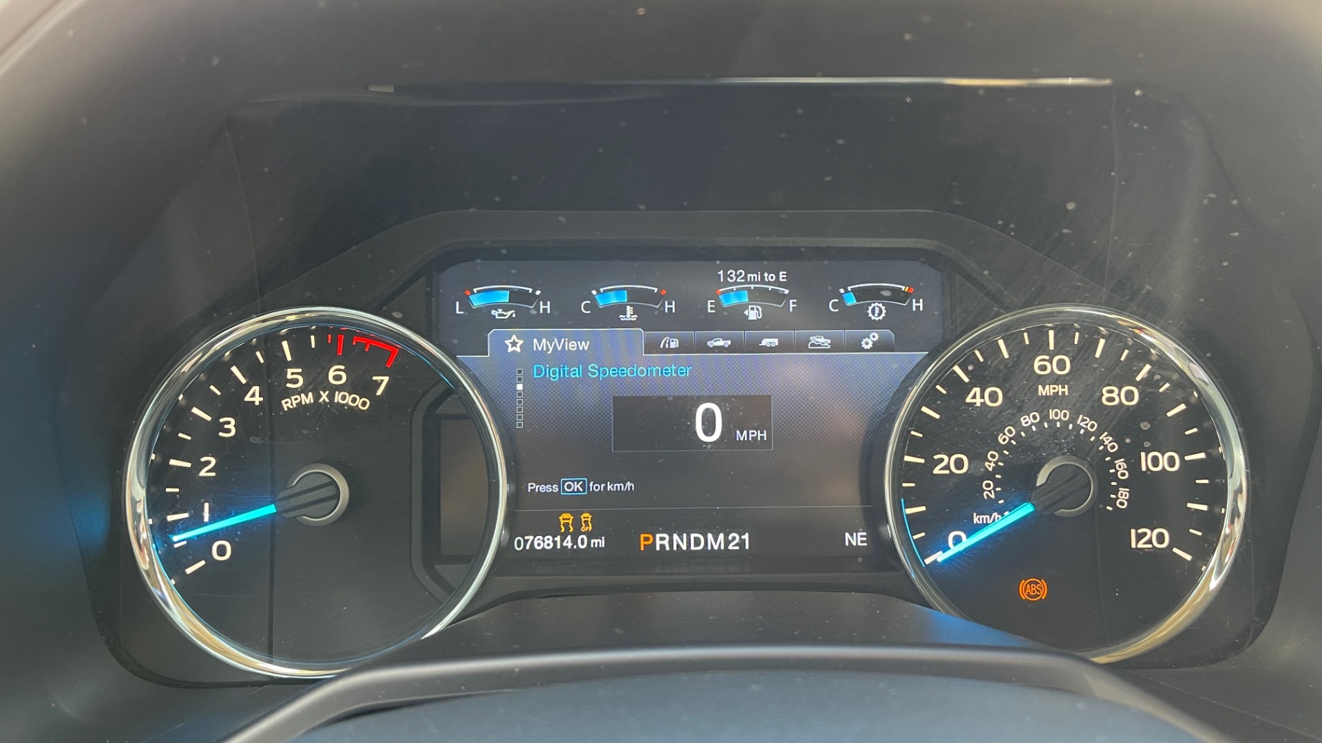 Used 2016 Ford F-150 LARIAT 4X4 / 3.5L V6 / 6-SPD AUTO / BLIS / SONY / NAV / REARVIEW for sale Sold at Formula Imports in Charlotte NC 28227 39